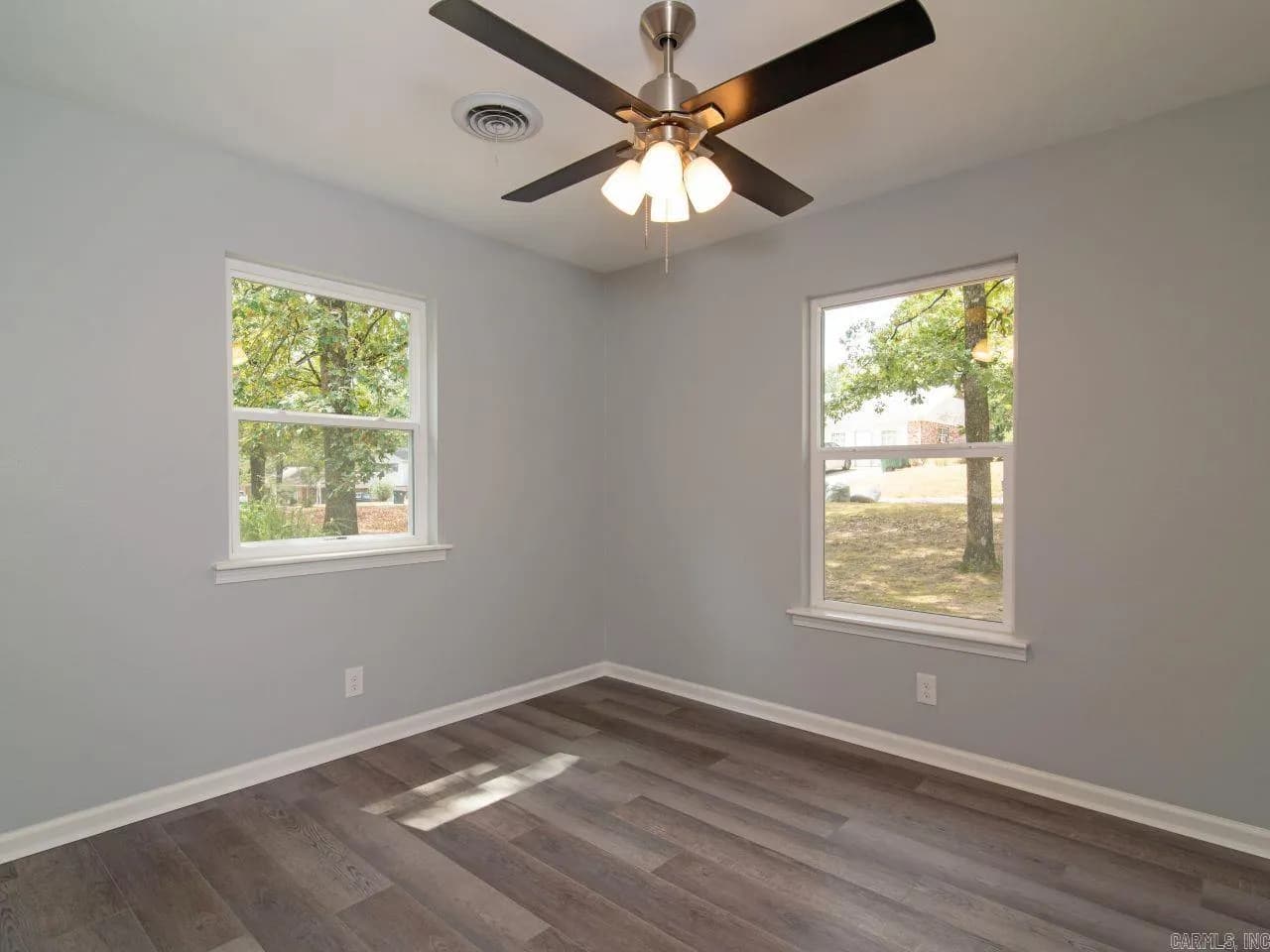 Property at 605  Vinson - Image 31