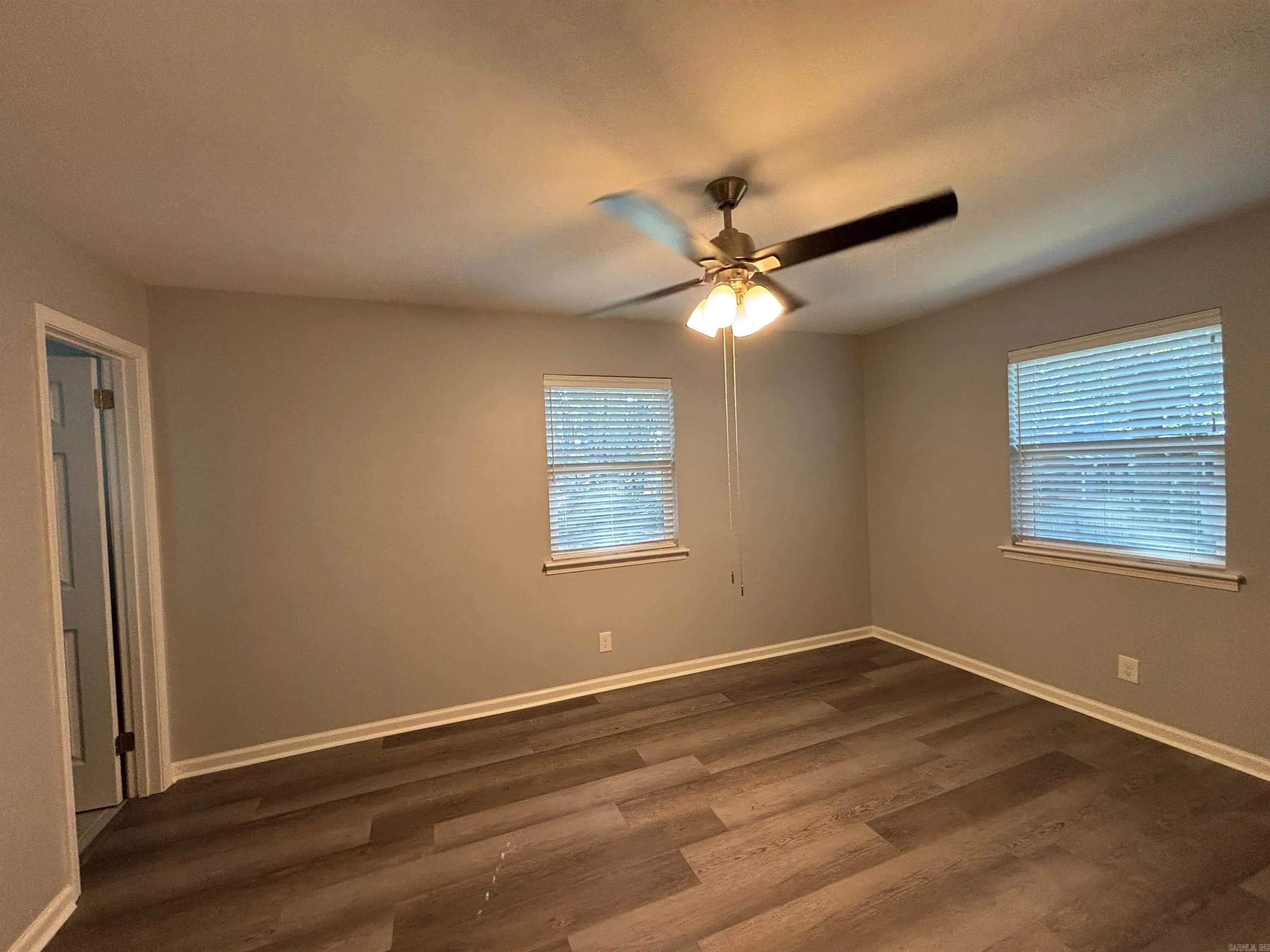 Property at 605  Vinson - Image 8