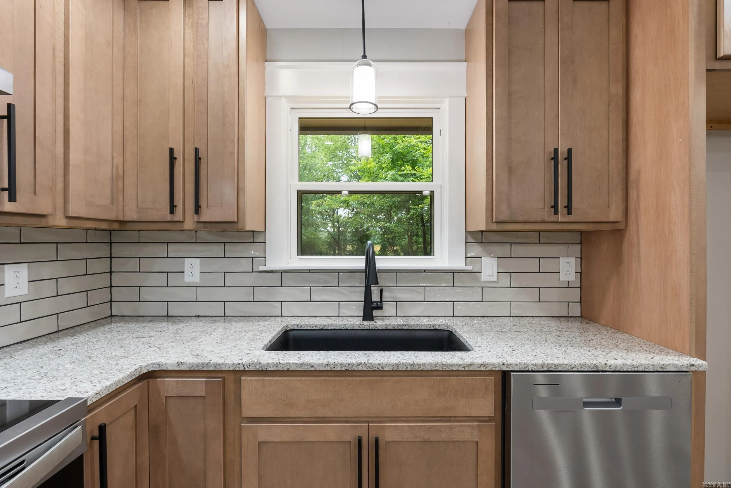 Property at 26 W Mobbs - Image 15