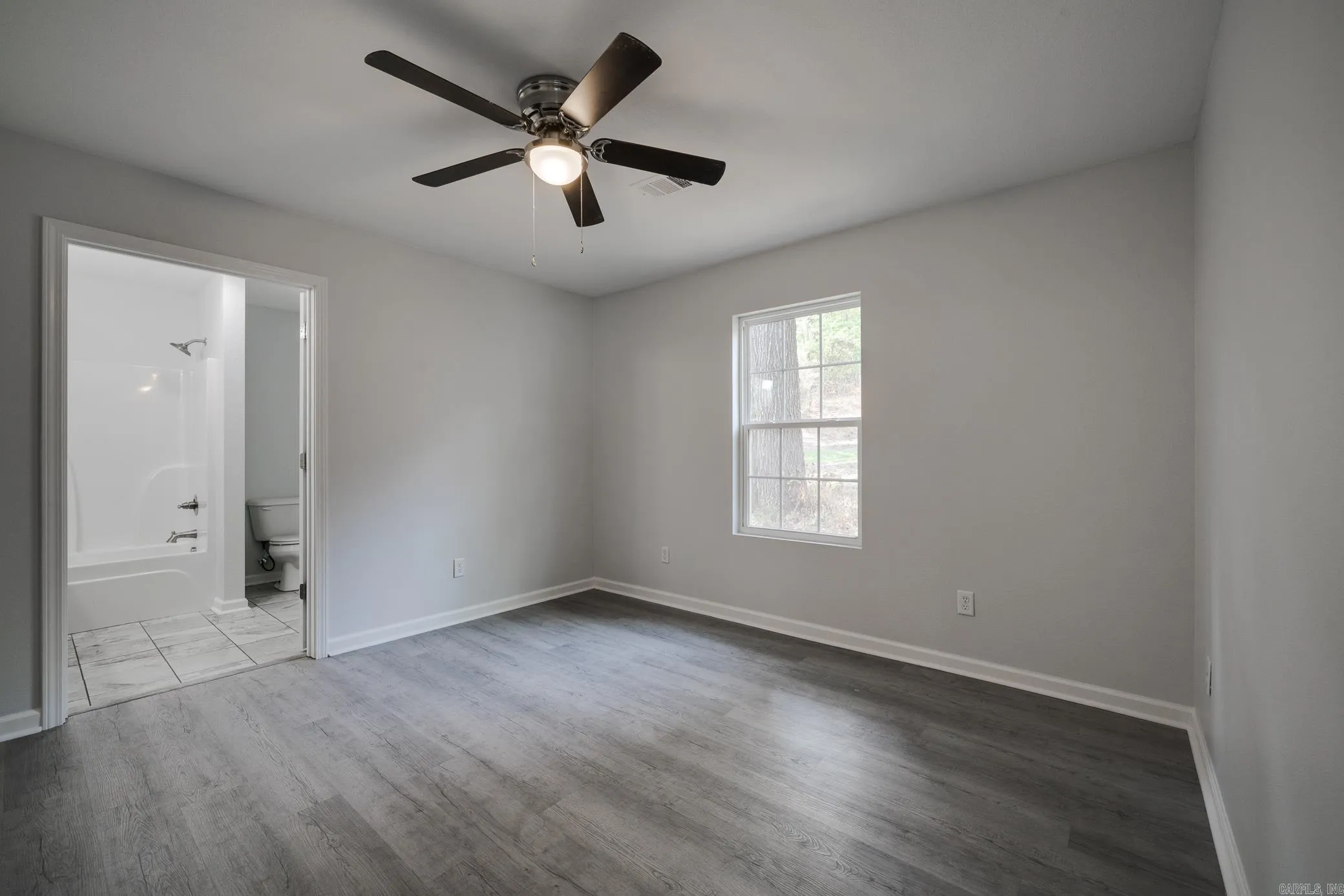Property at 145  Chelle - Image 12