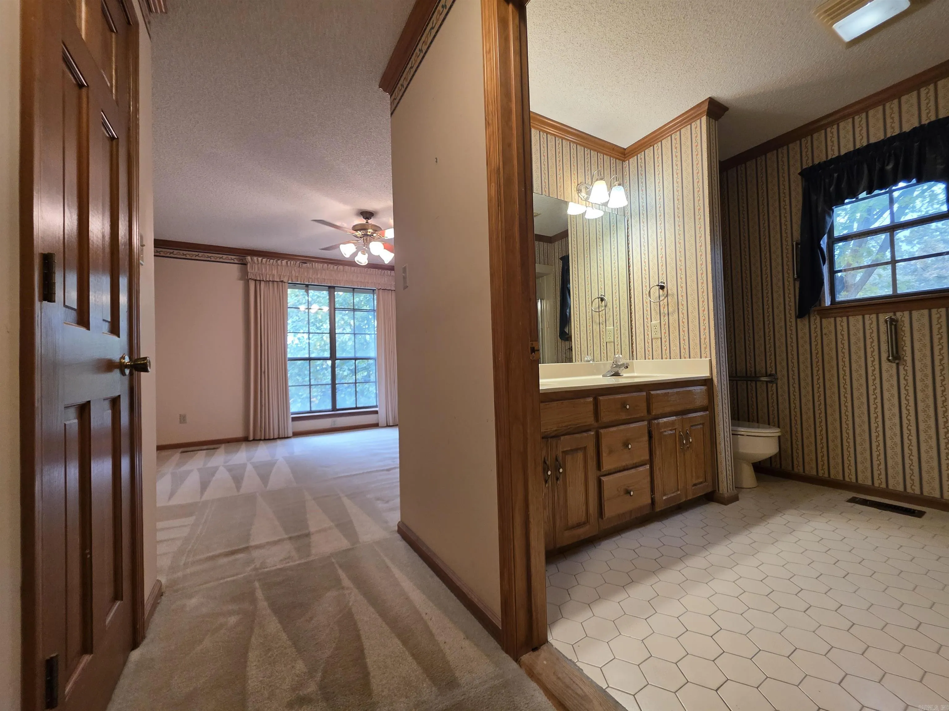 Property at 520  Cherry hill - Image 14
