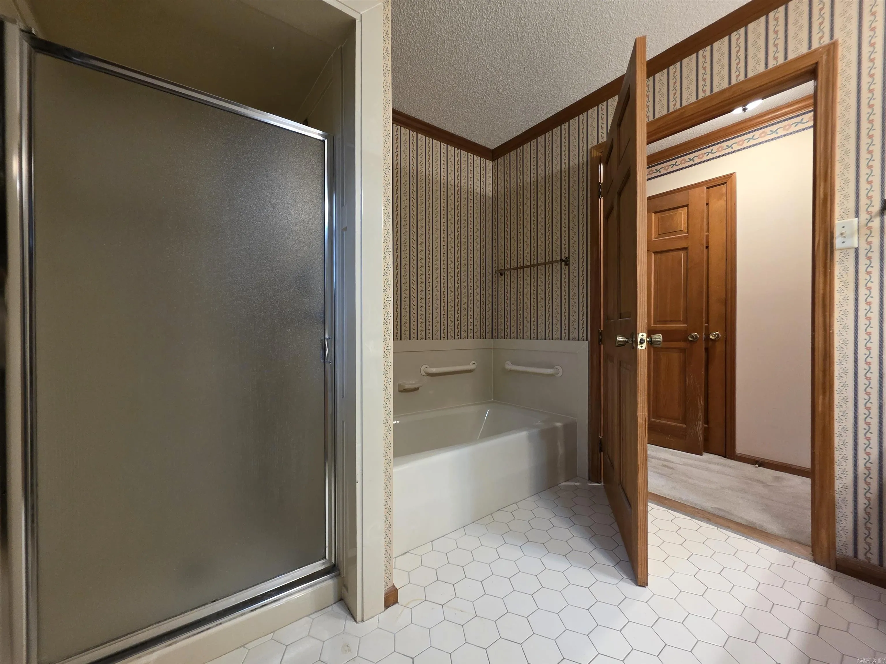 Property at 520  Cherry hill - Image 16