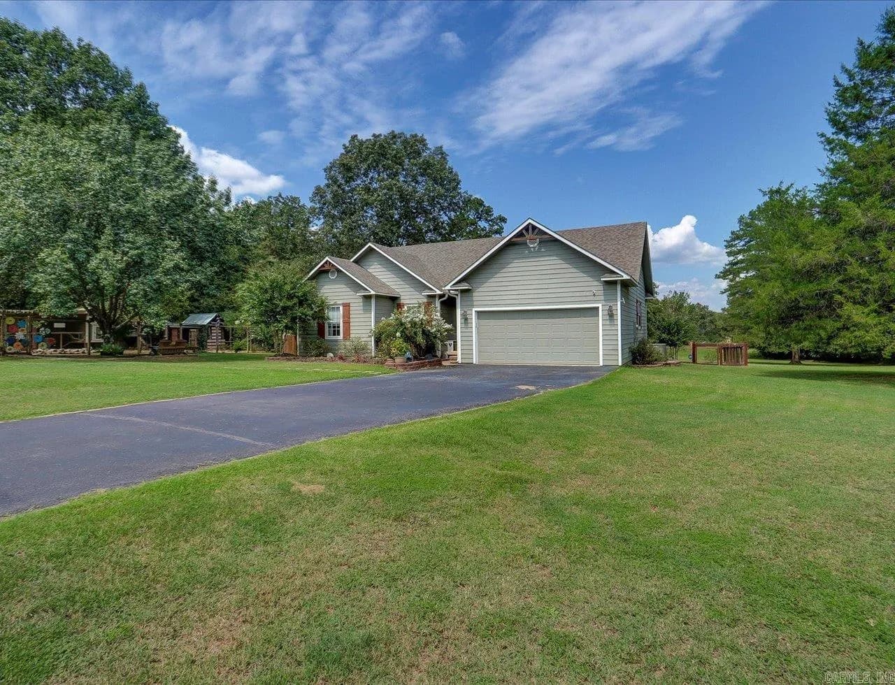Property at 145  Ranchero - Image 5