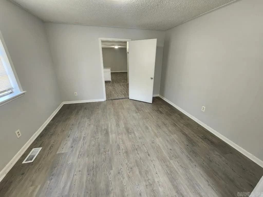 Property at 1501  Bishop warren - Image 5