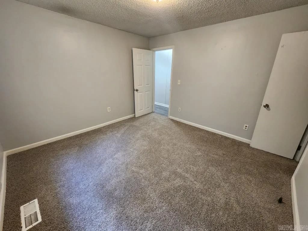 Property at 1501  Bishop warren - Image 14