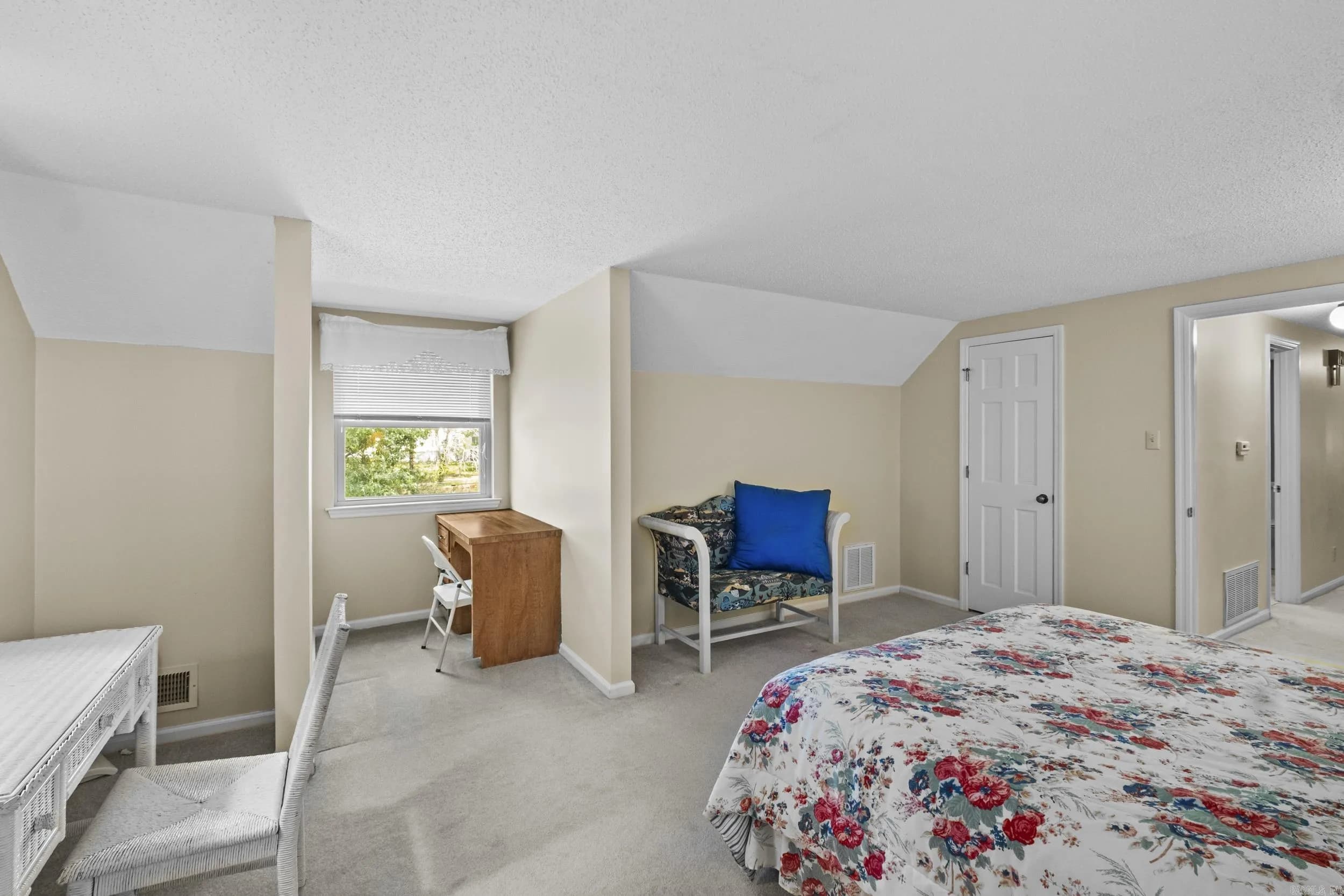 Property at 59  Coronado circle - Image 34
