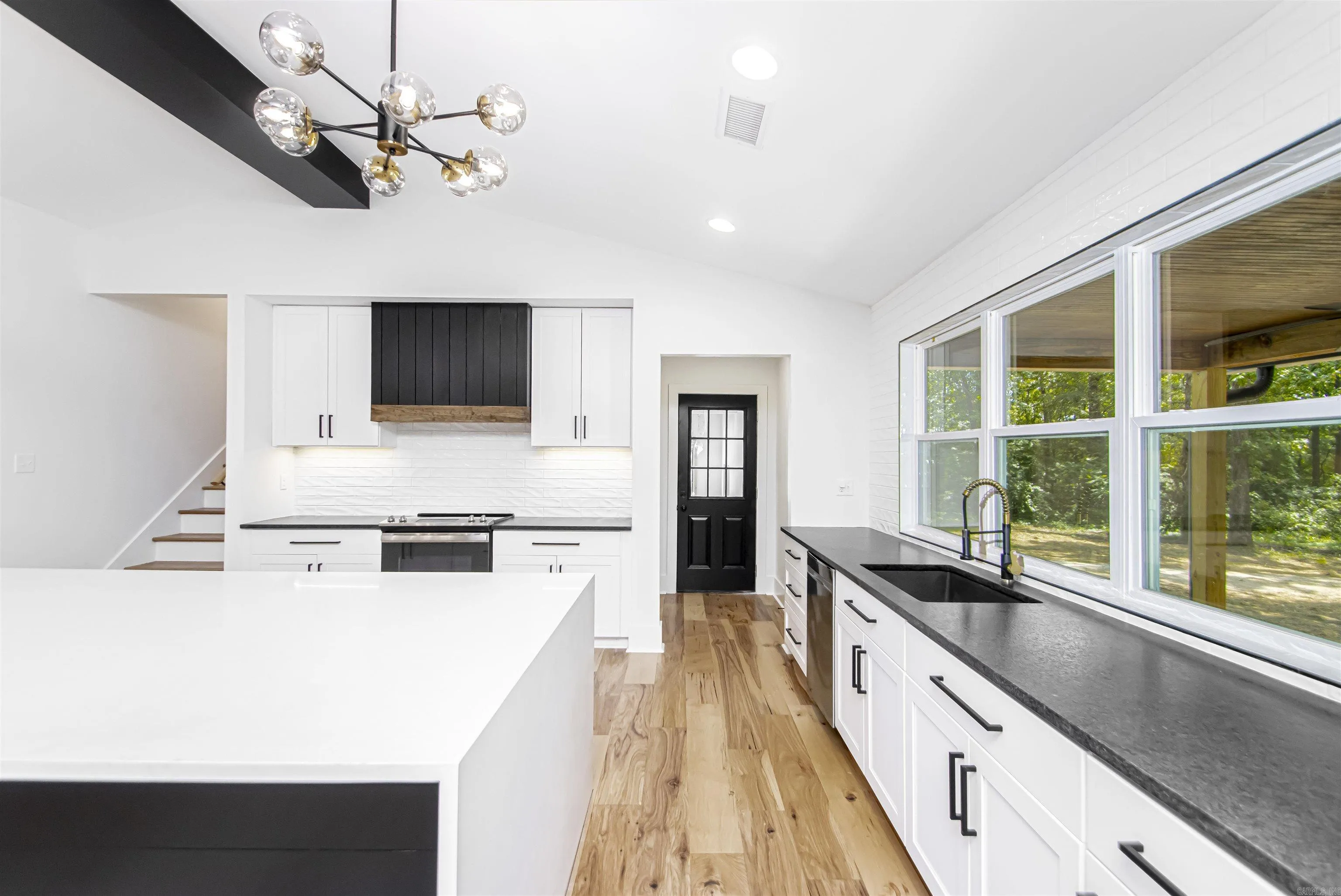 Property at 11196  Hinds - Image 8