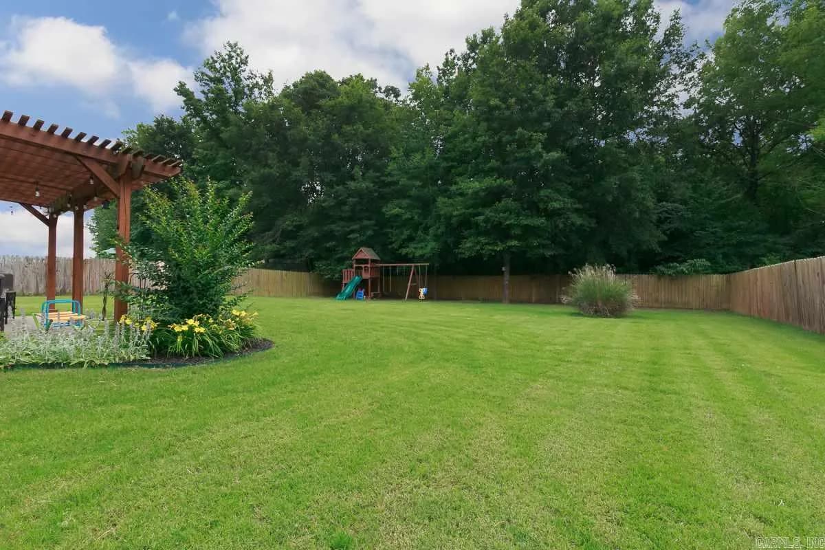 Property at 24  Lakeland - Image 35