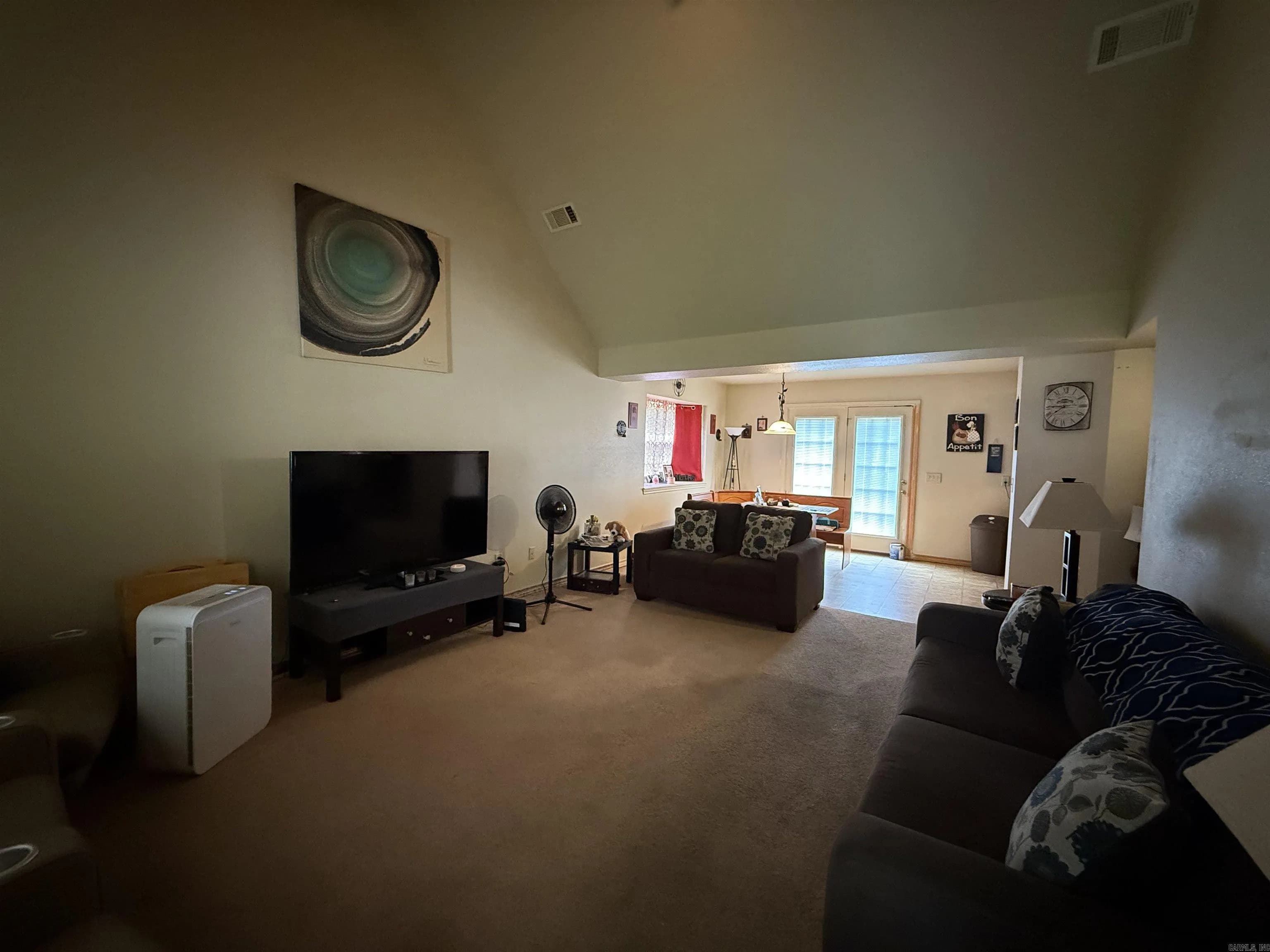 Property at 514 W Shepherd - Image 8