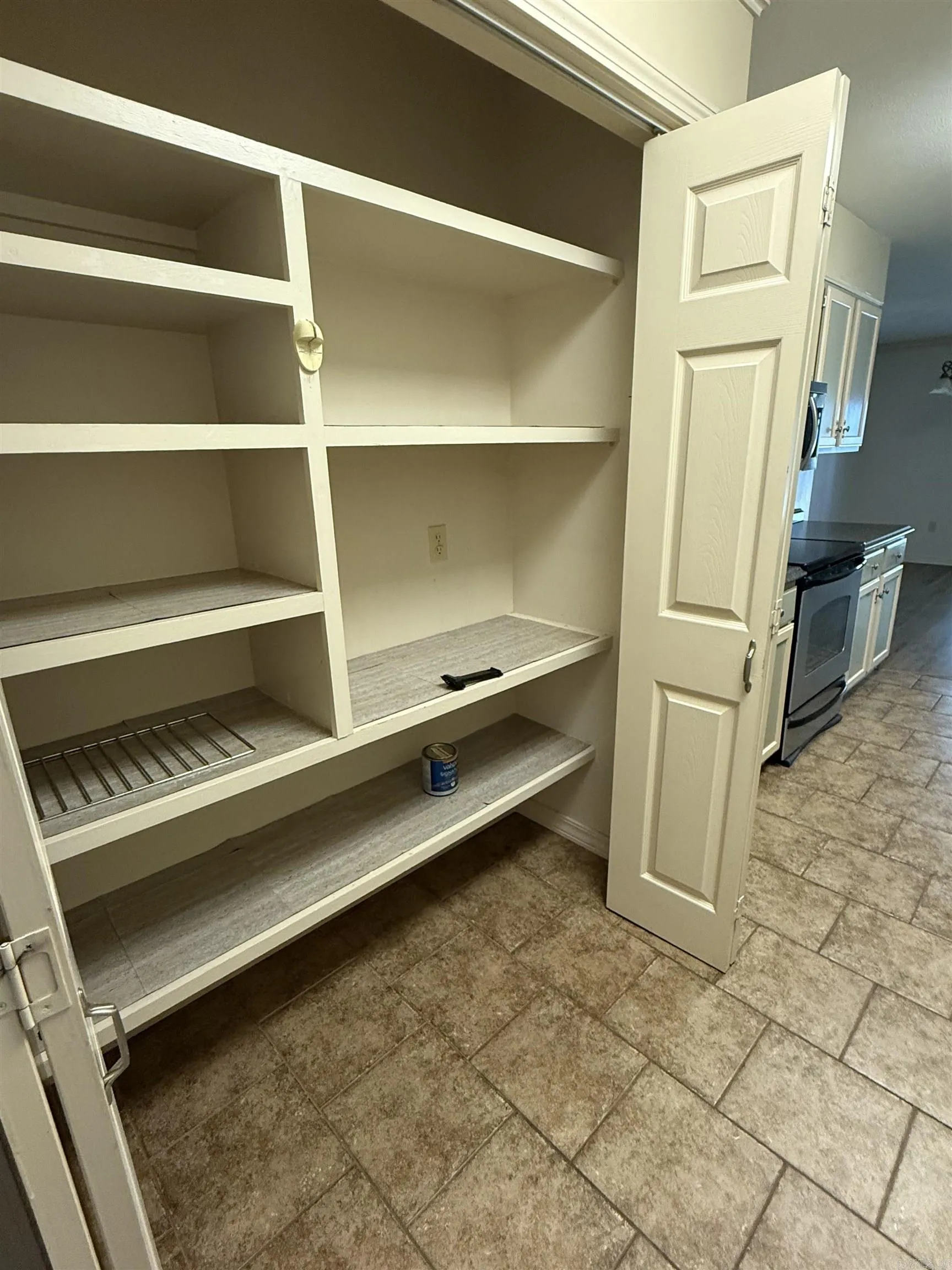 Property at 2710  Oak meadow - Image 12
