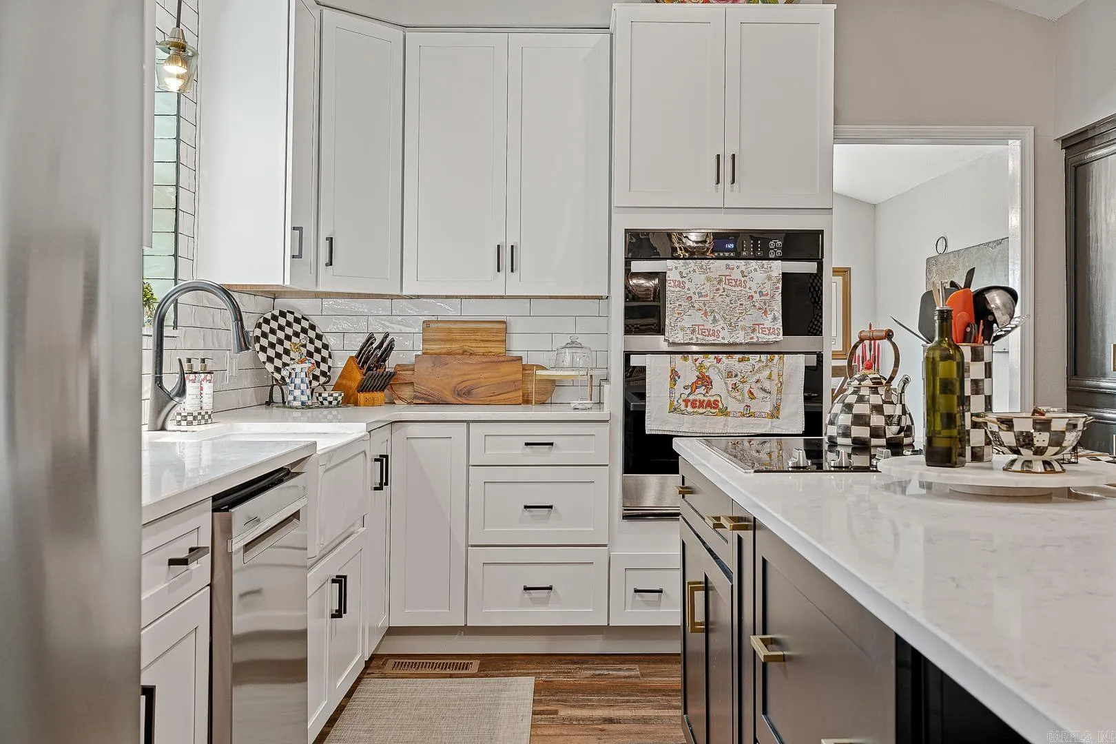 Property at 700  Cedar ridge - Image 13