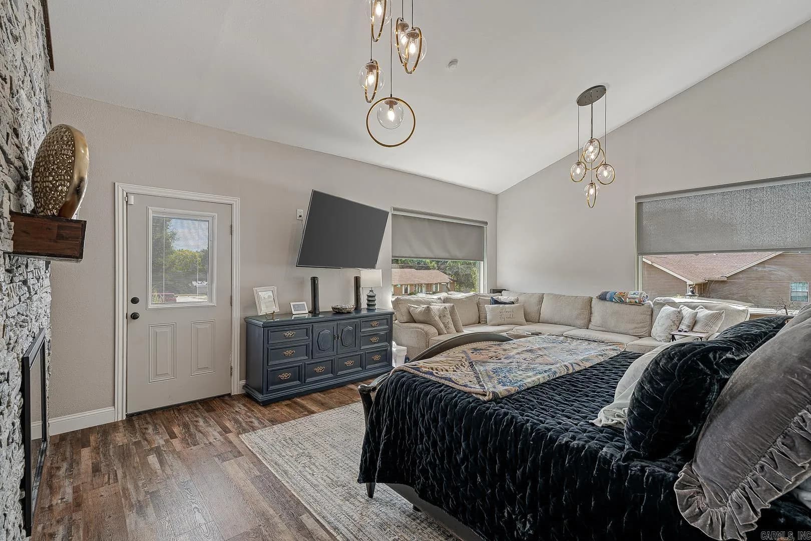 Property at 700  Cedar ridge - Image 24