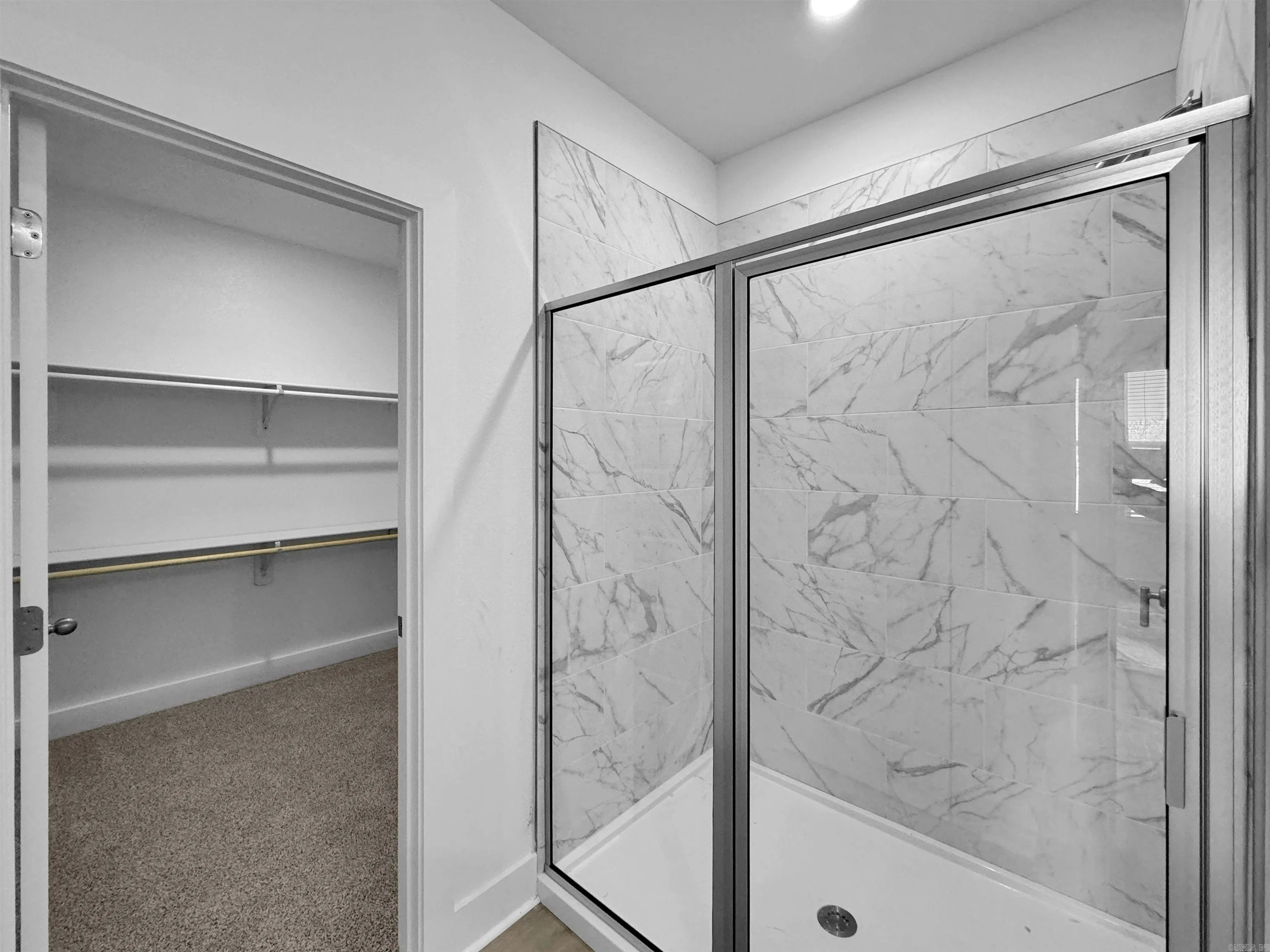 Property at 316  Lainey - Image 11
