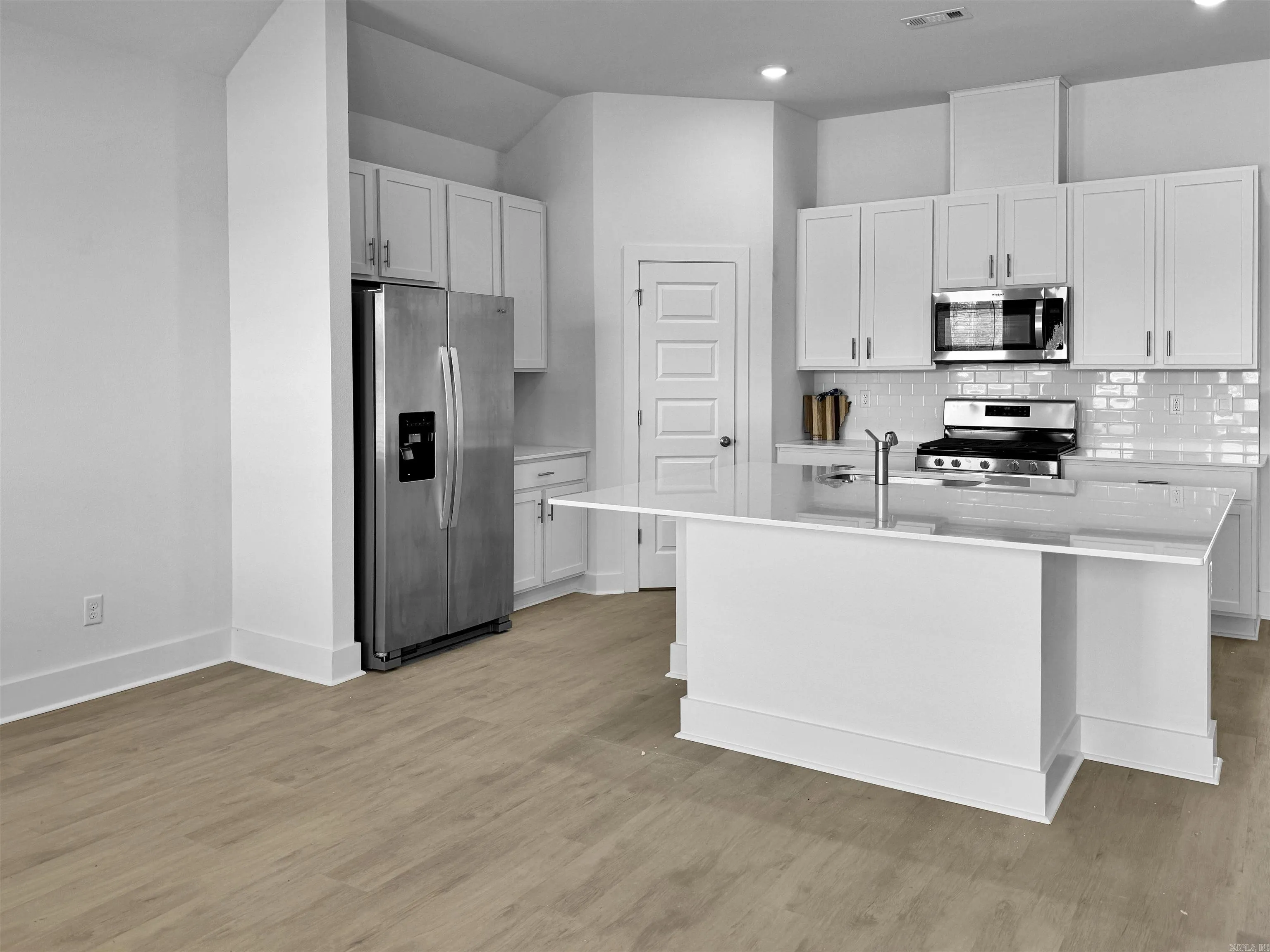 Property at 316  Lainey - Image 3