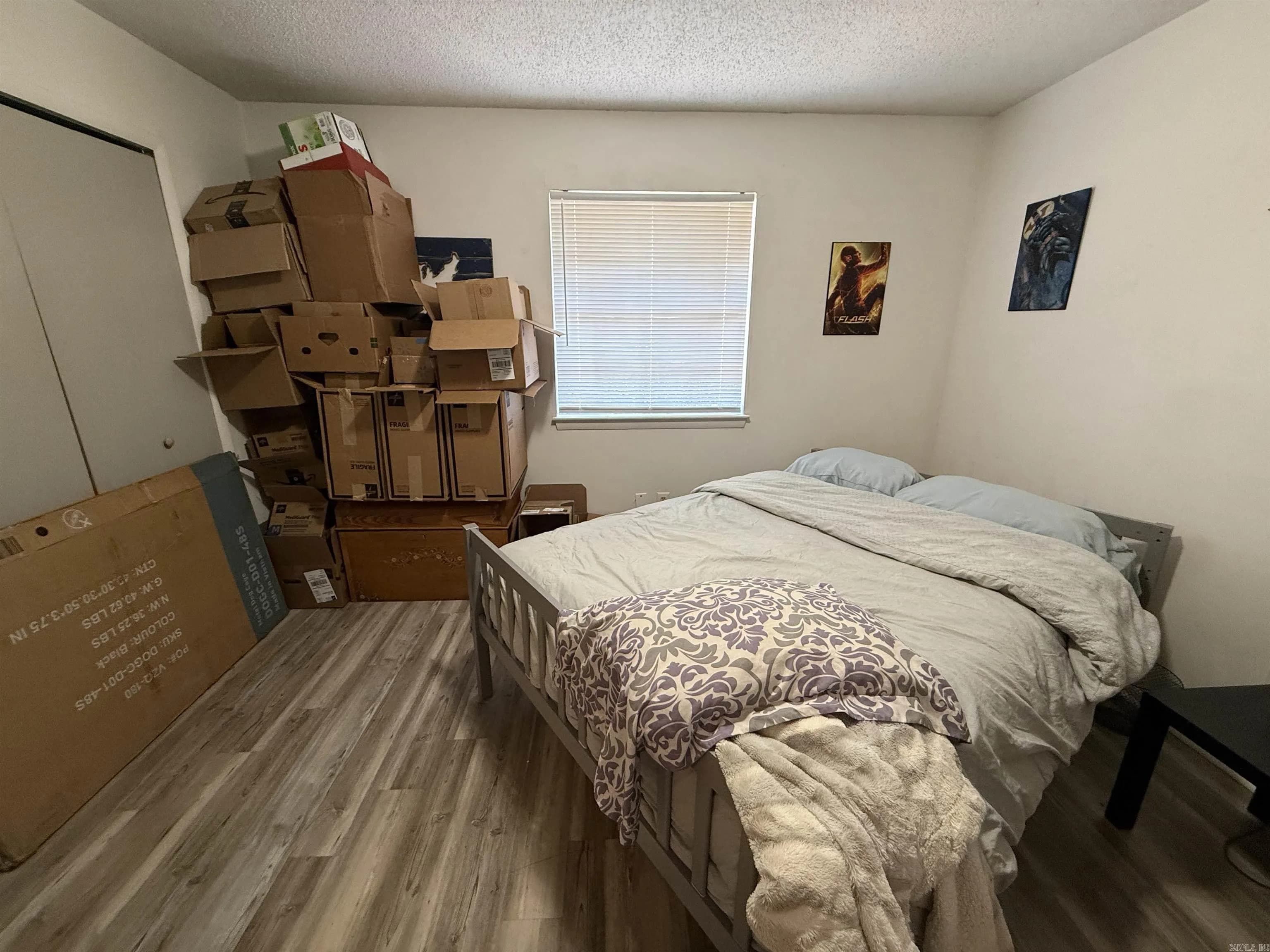 Property at 18  Fra mar - Image 8