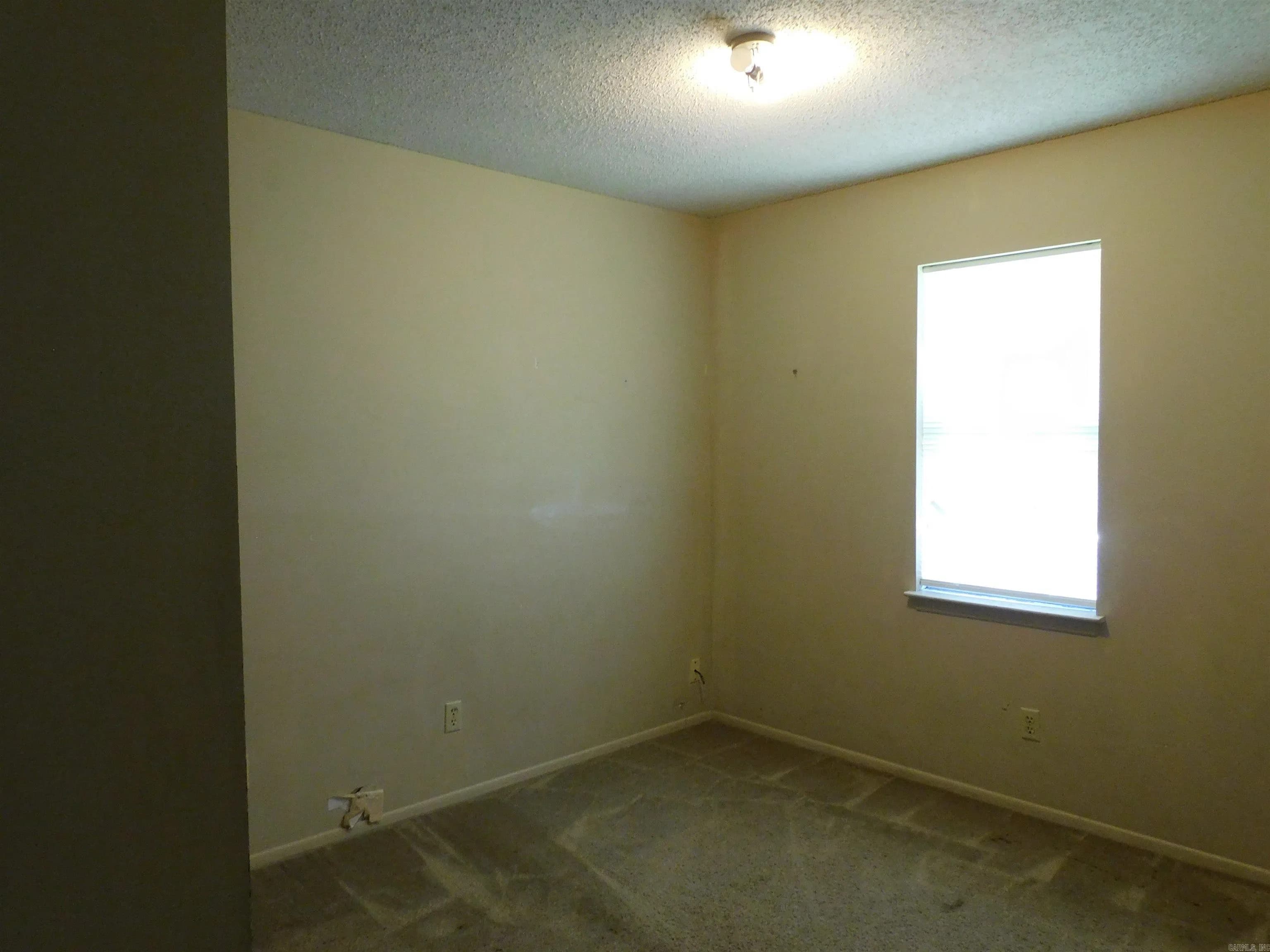 Property at 1404  Southeastern - Image 6