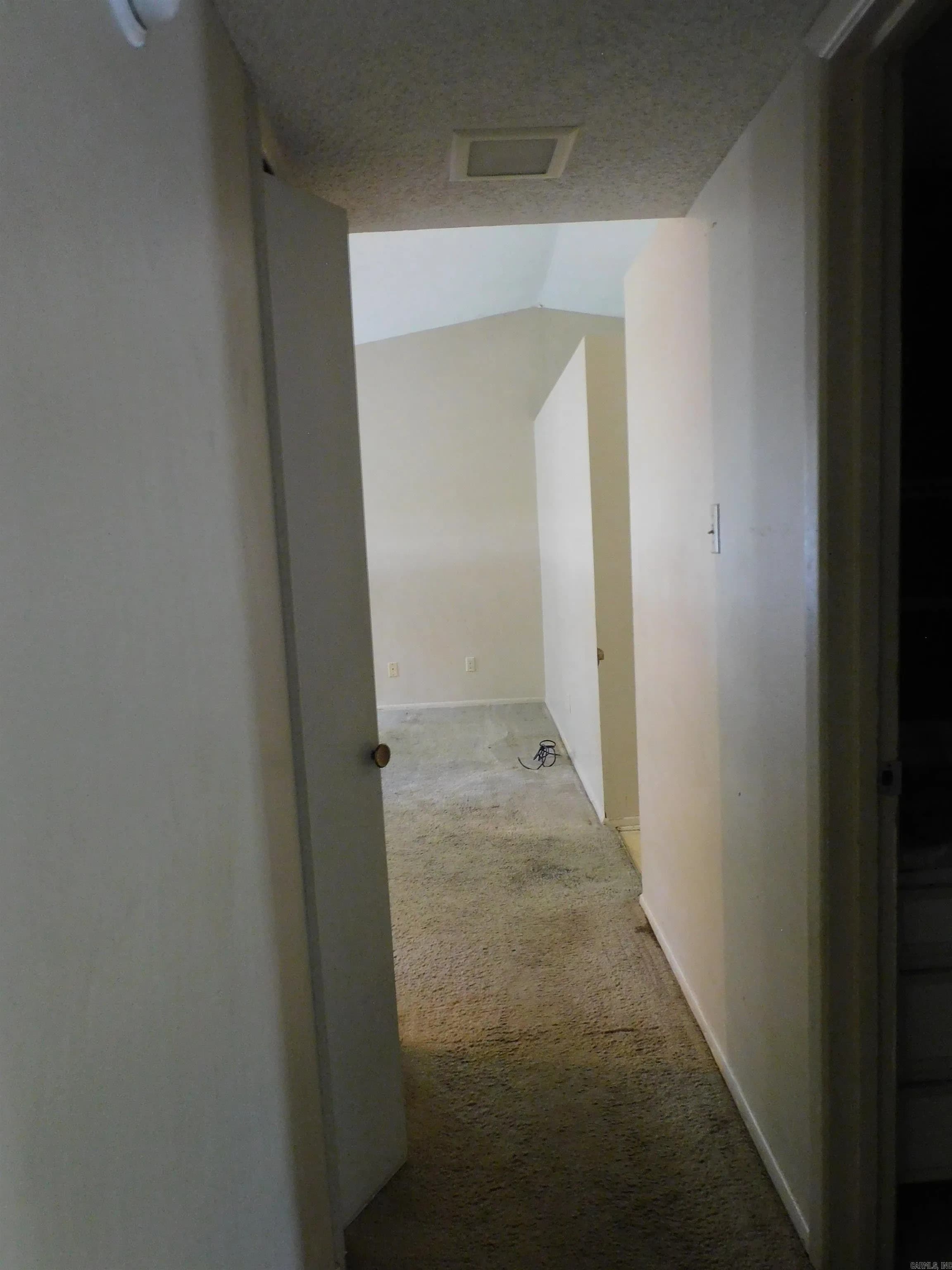 Property at 1404  Southeastern - Image 7