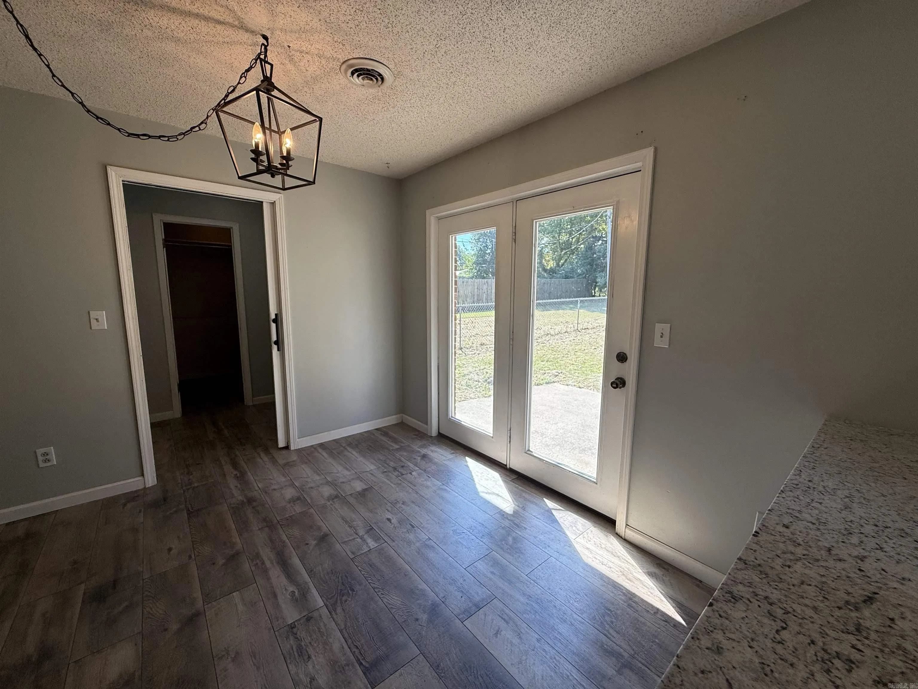 Property at 1120  Frisco - Image 17
