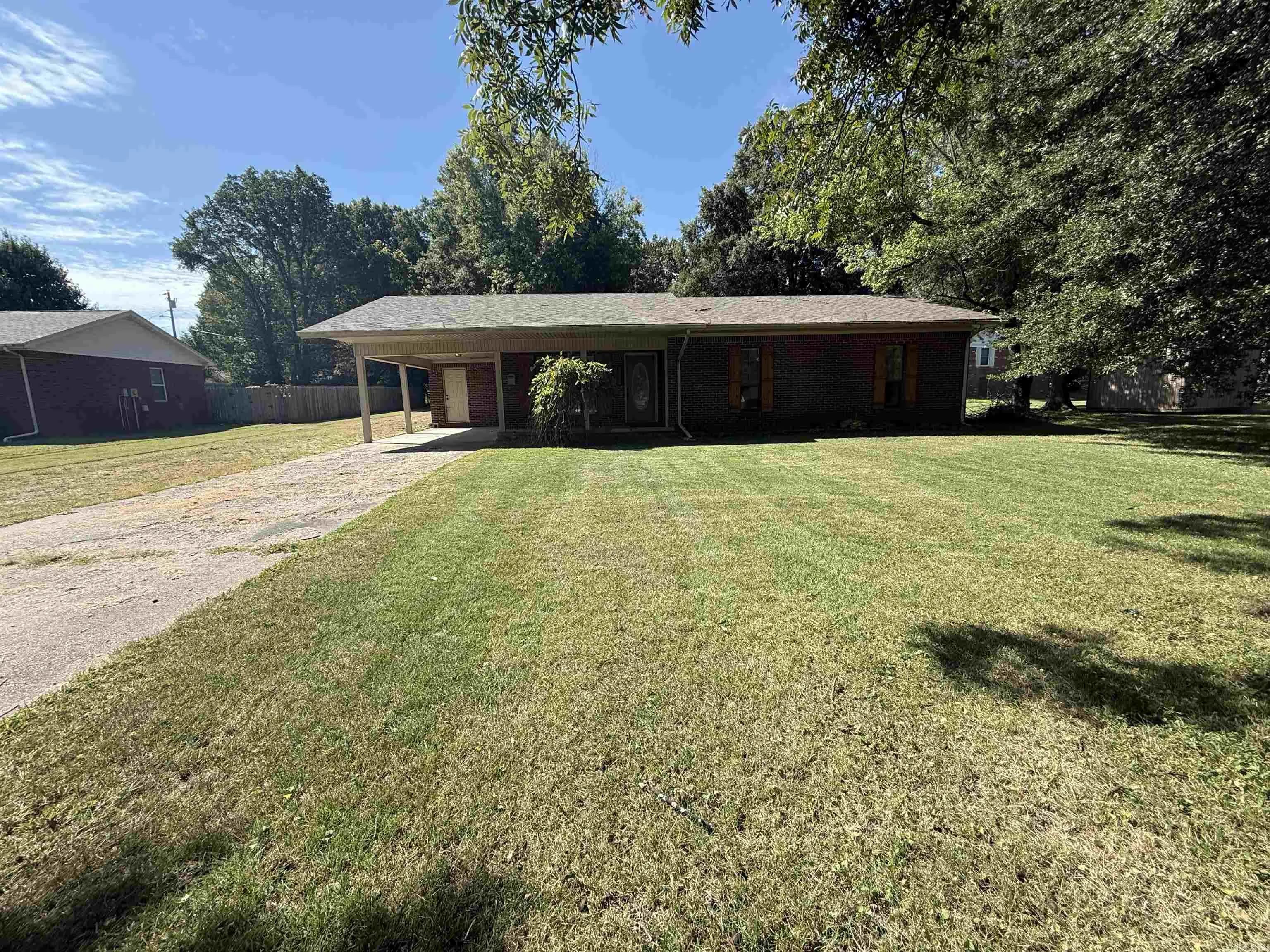 Property at 1120  Frisco - Image 5