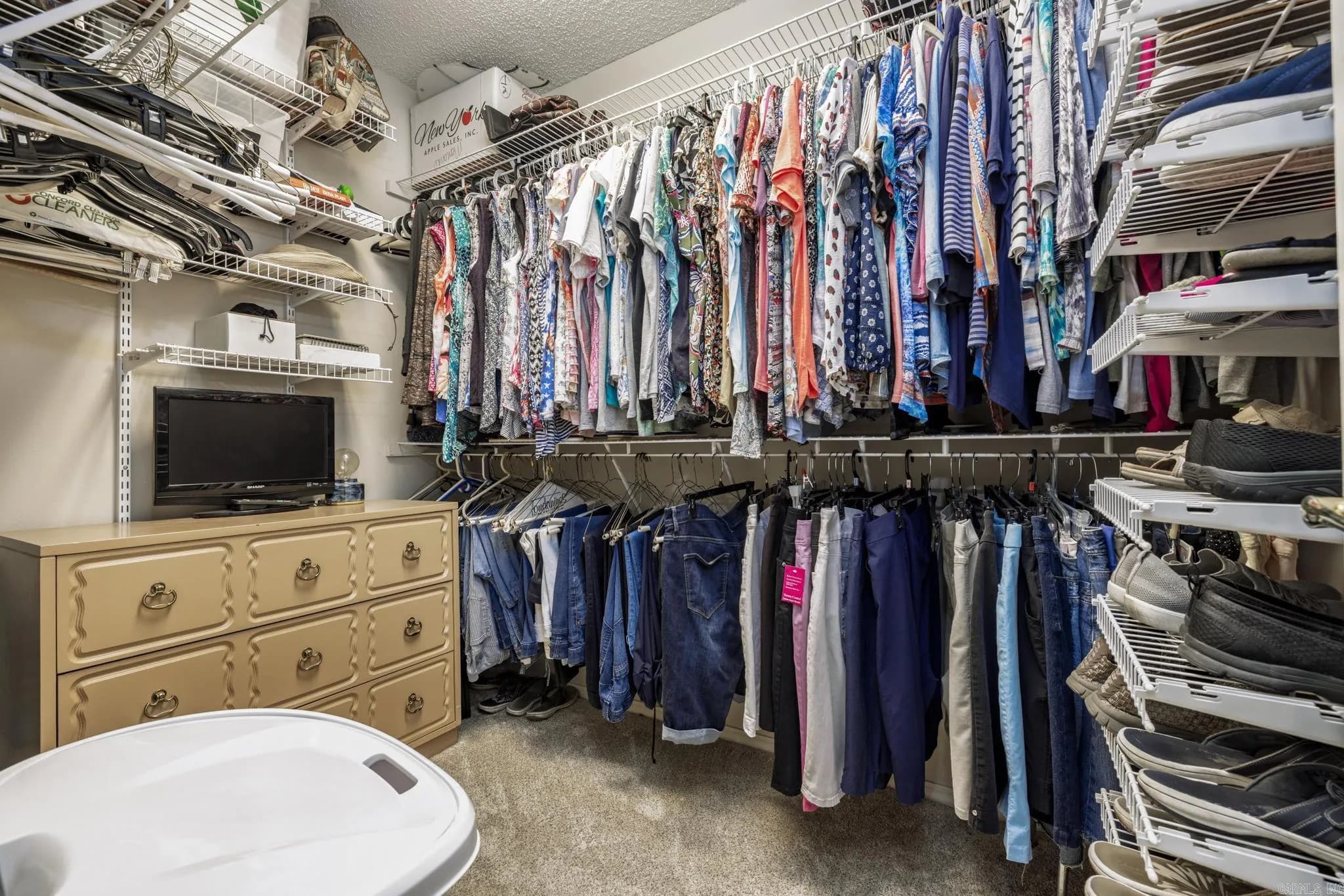 Property at 28  San sebastian - Image 25