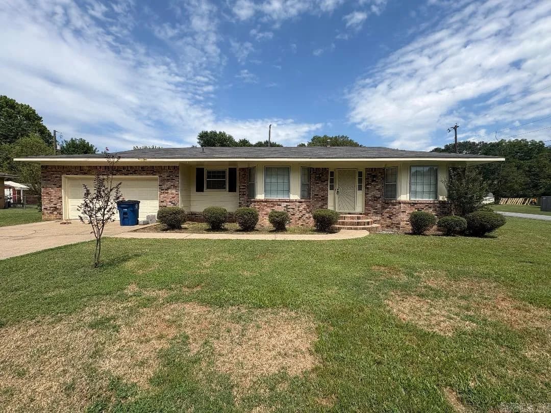 Property at 400 W Louisiana - Image 1