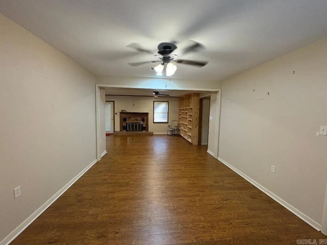 Property at 400 W Louisiana - Image 7
