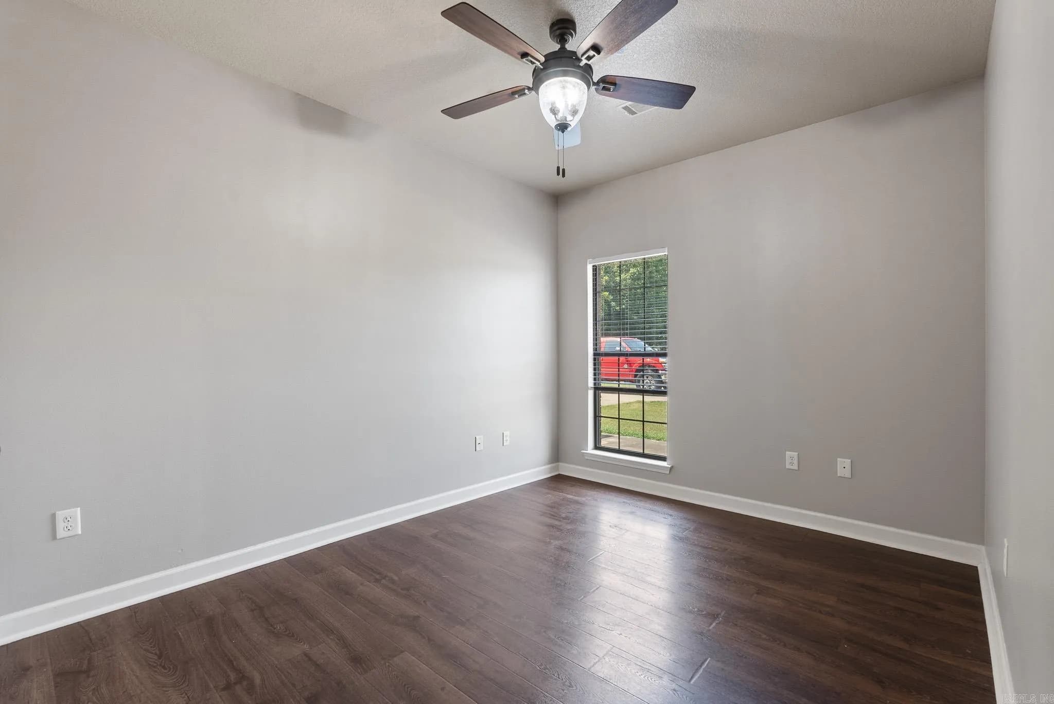 Property at 9  Pearson ridge - Image 22