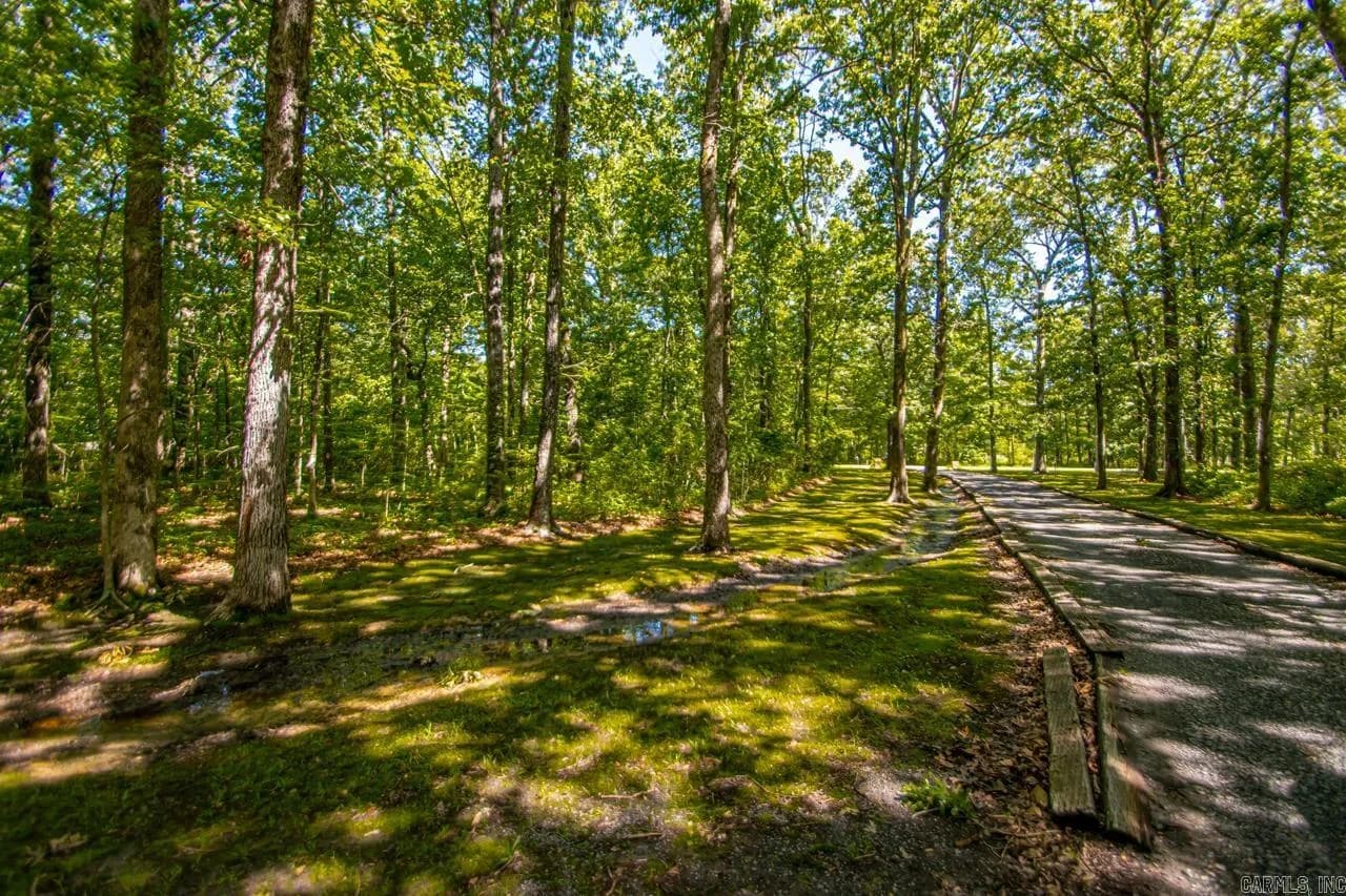 Property at 35  Candy lane - Image 2
