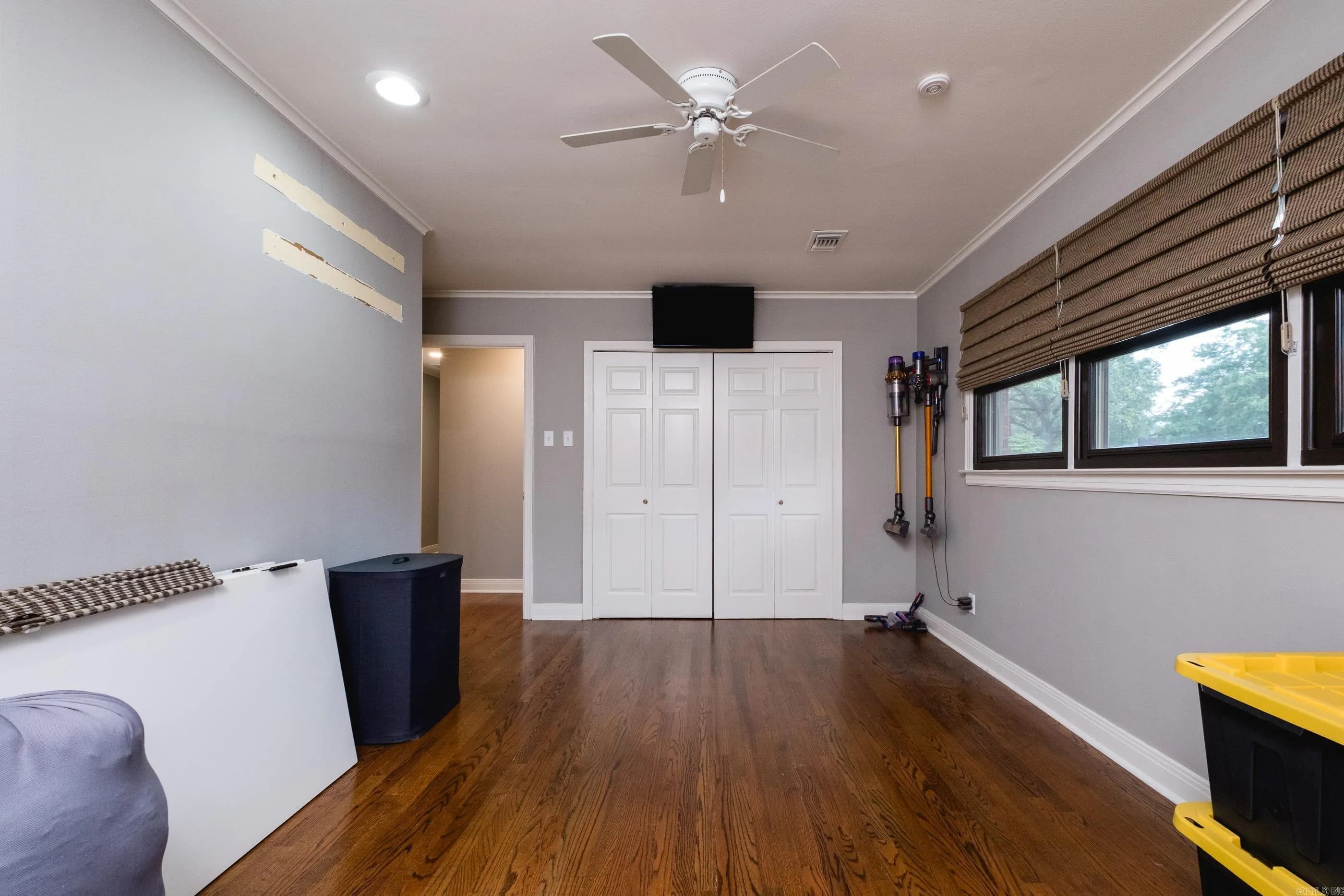 Property at 201 S Ridge - Image 43
