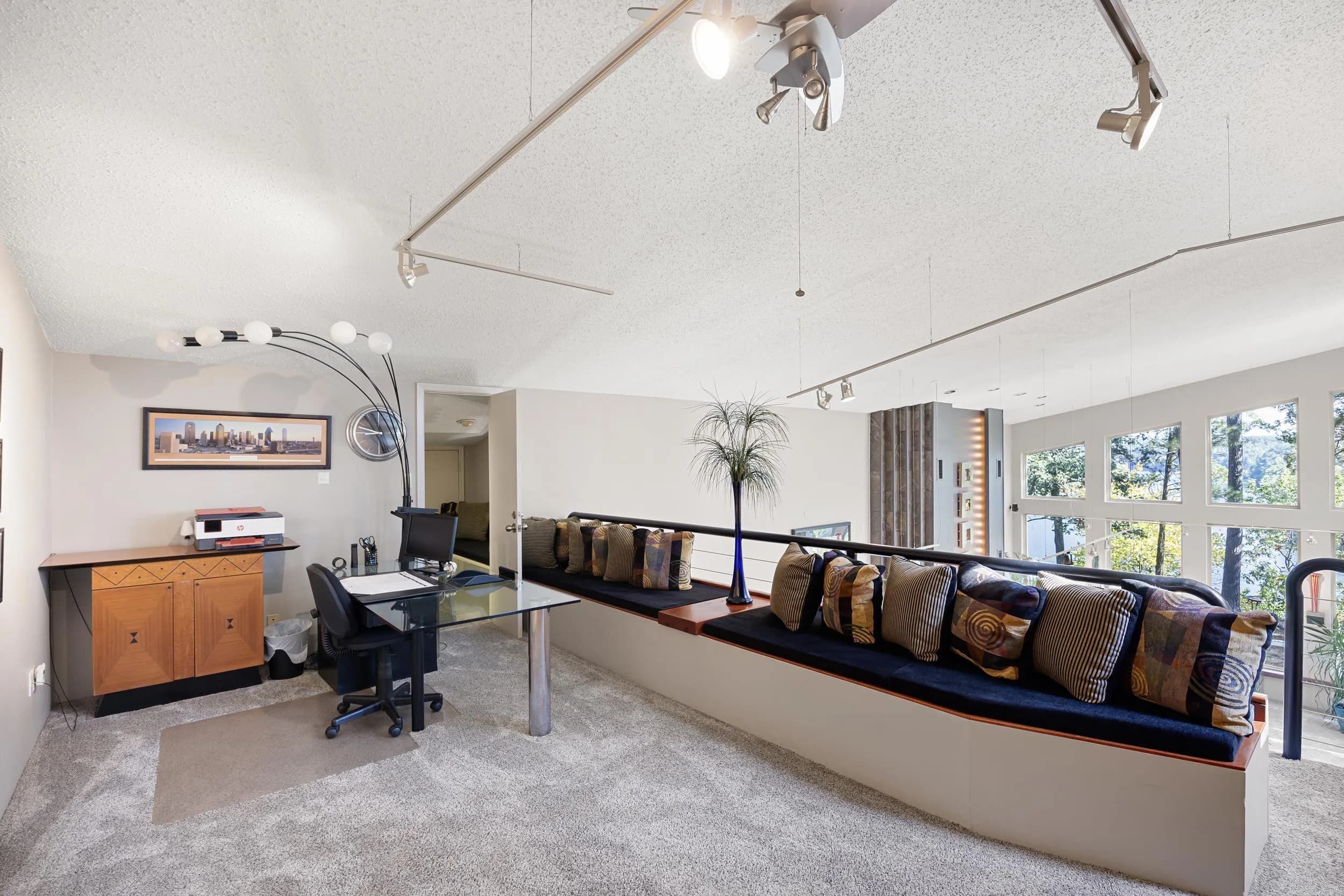 Property at 695  Private road 1715 - Image 18