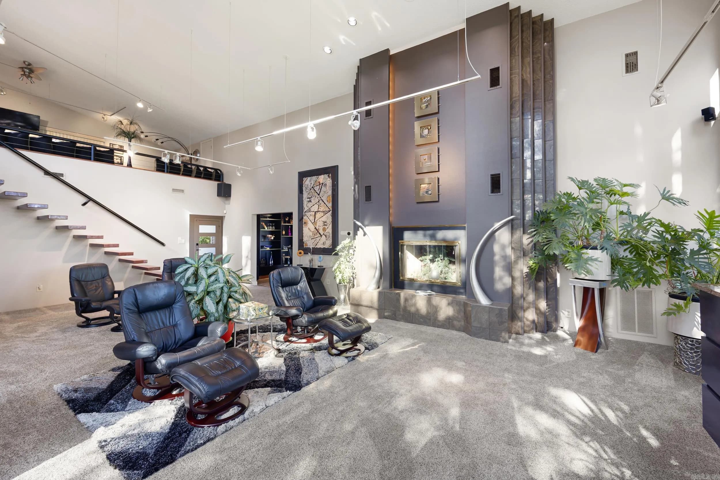 Property at 695  Private road 1715 - Image 7