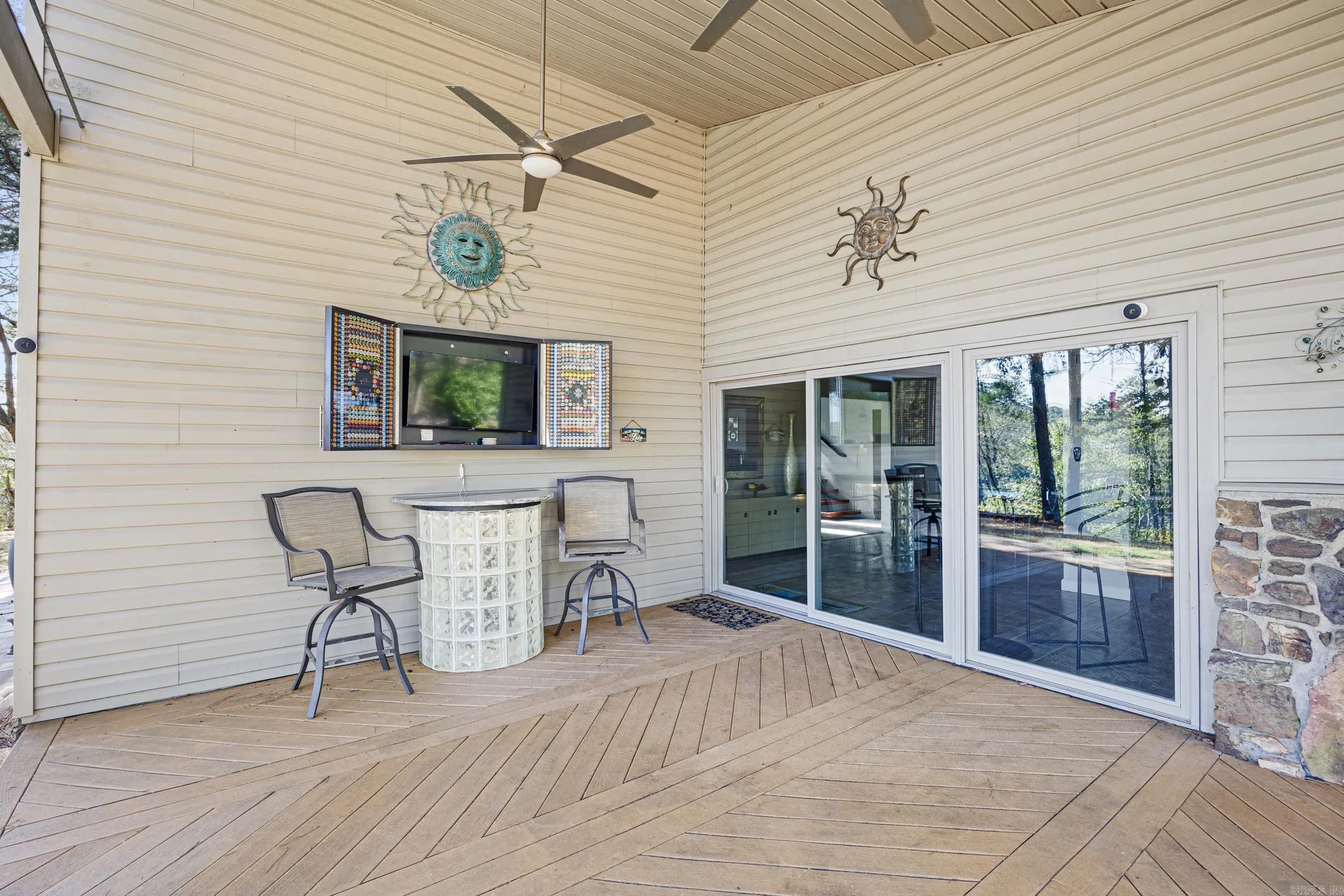 Property at 695  Private road 1715 - Image 30