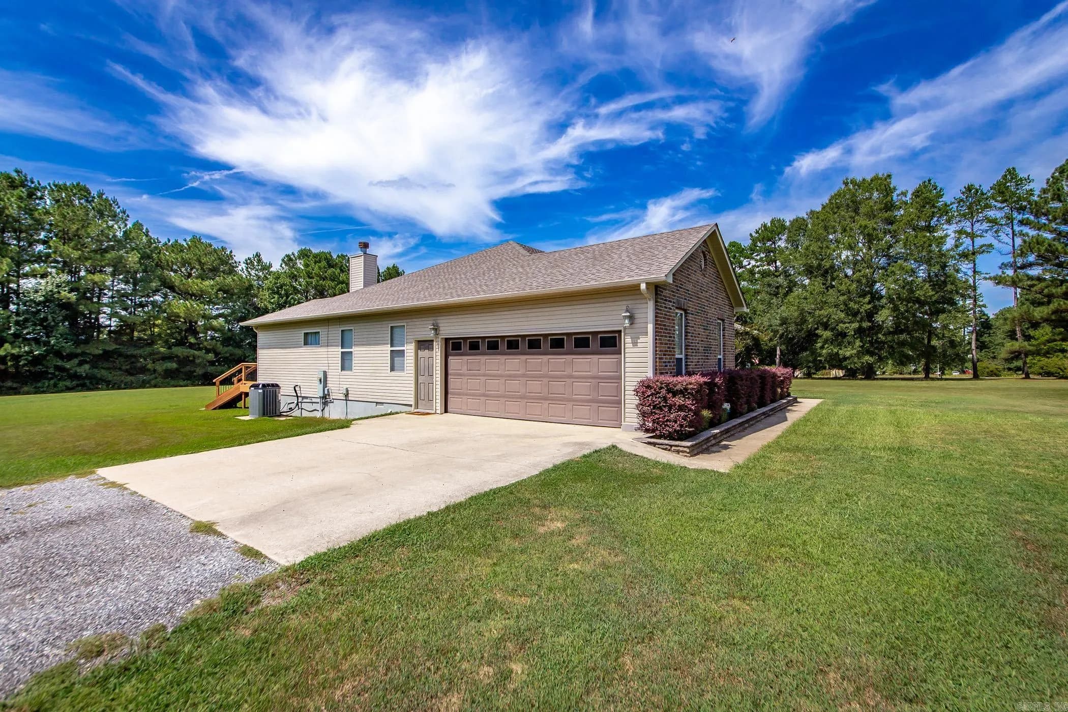 Property at 136  Chickory - Image 4