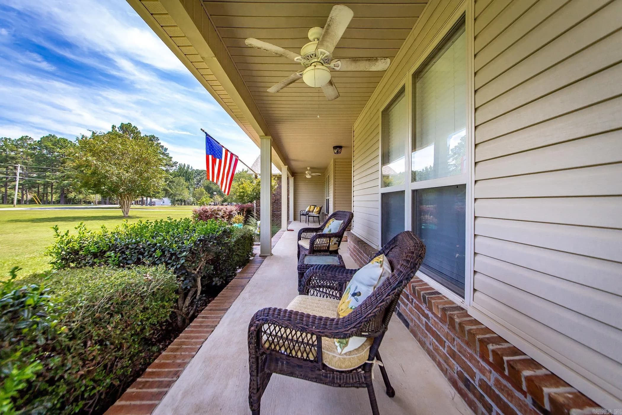 Property at 136  Chickory - Image 5