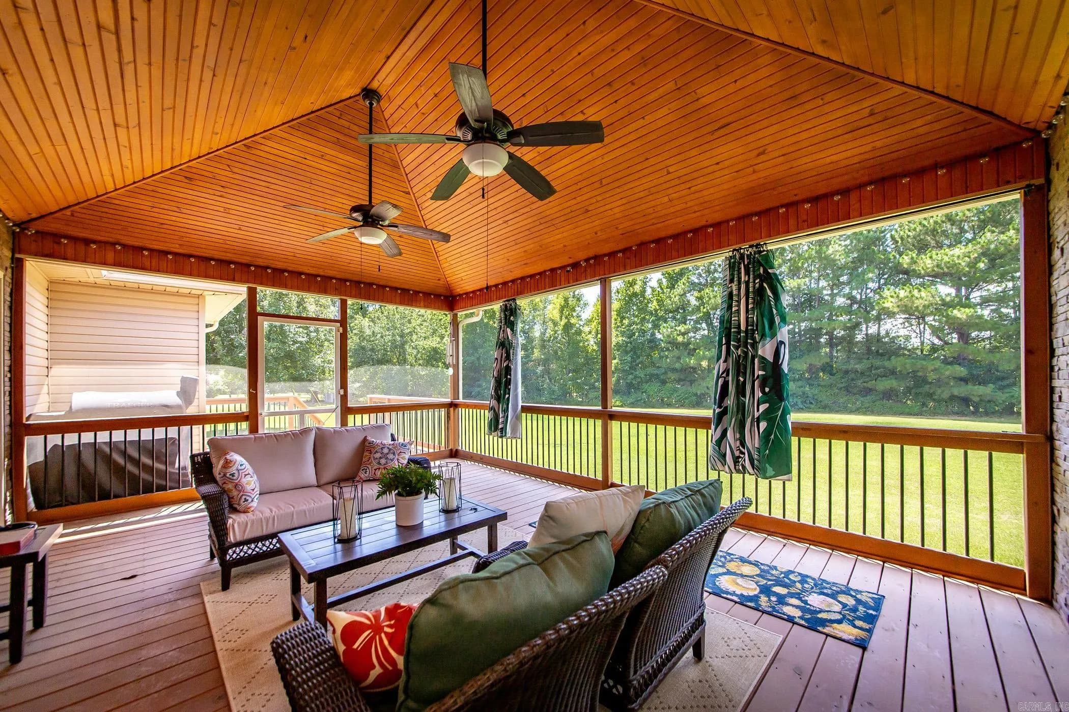 Property at 136  Chickory - Image 38