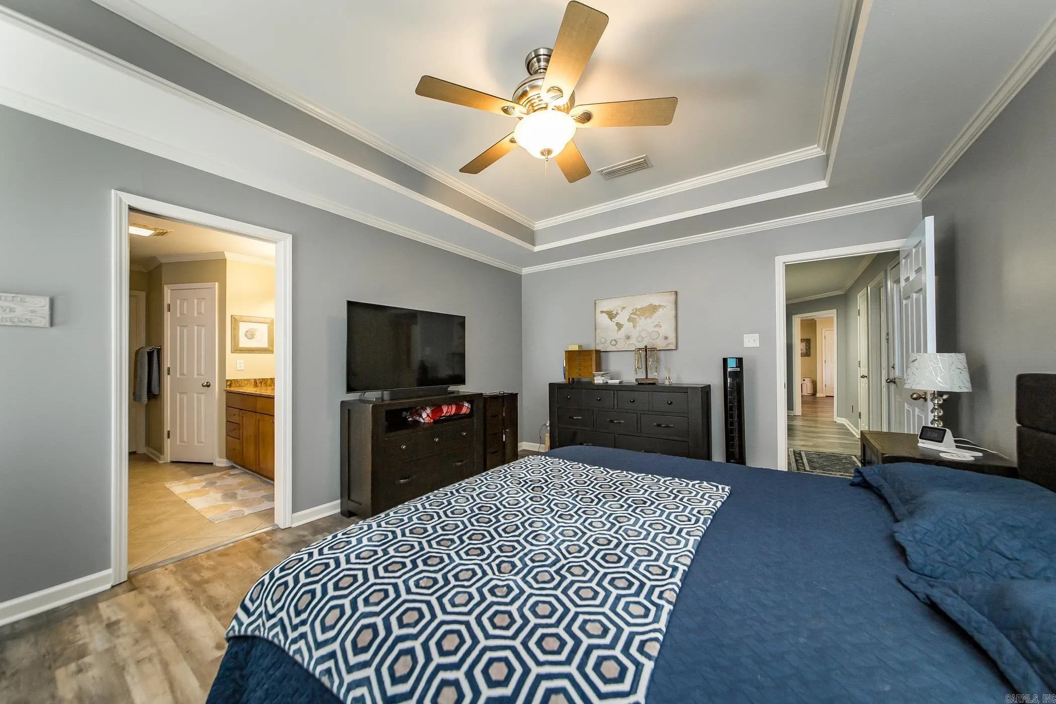 Property at 136  Chickory - Image 17