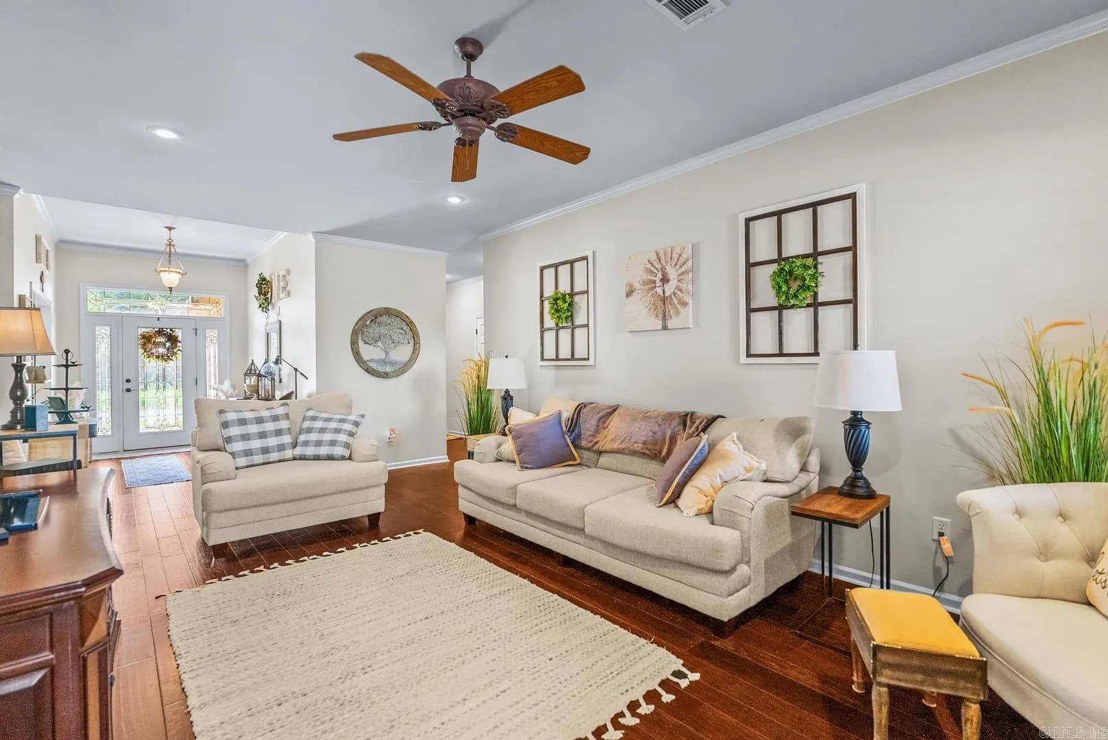 Property at 4320  Tree house - Image 16