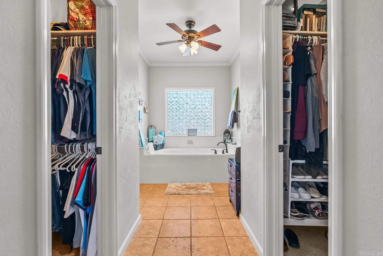 Property at 4320  Tree house - Image 34
