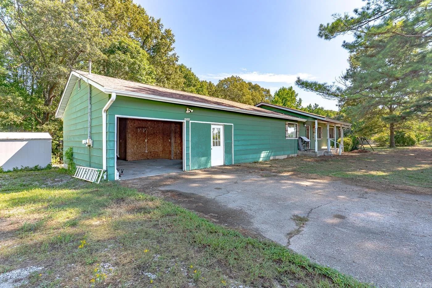 Property at 2086  County road 318 - Image 6