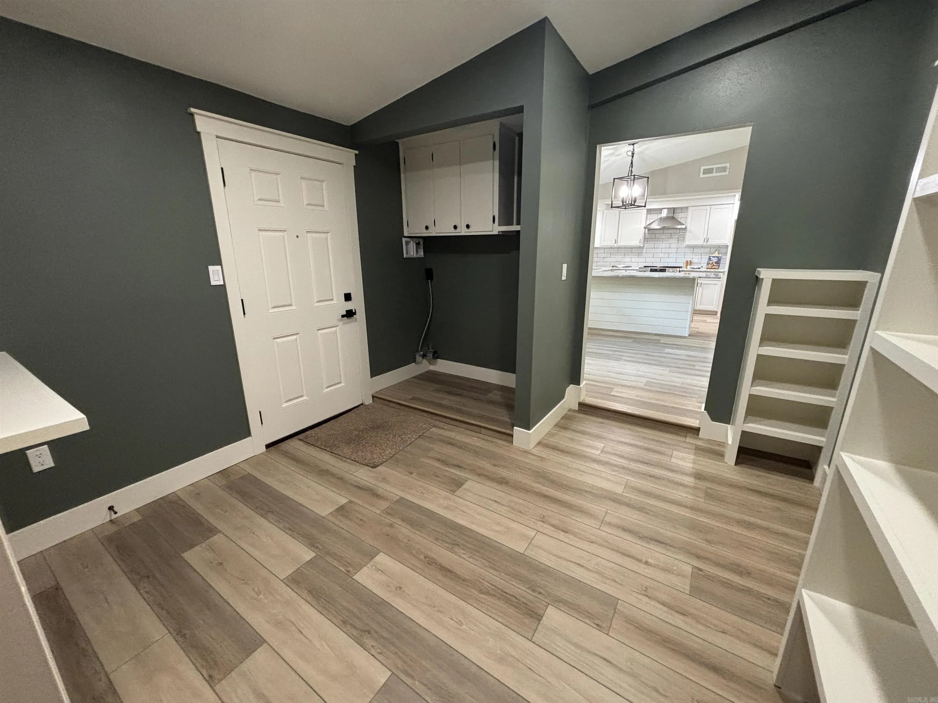 Property at 1212  Chris - Image 12