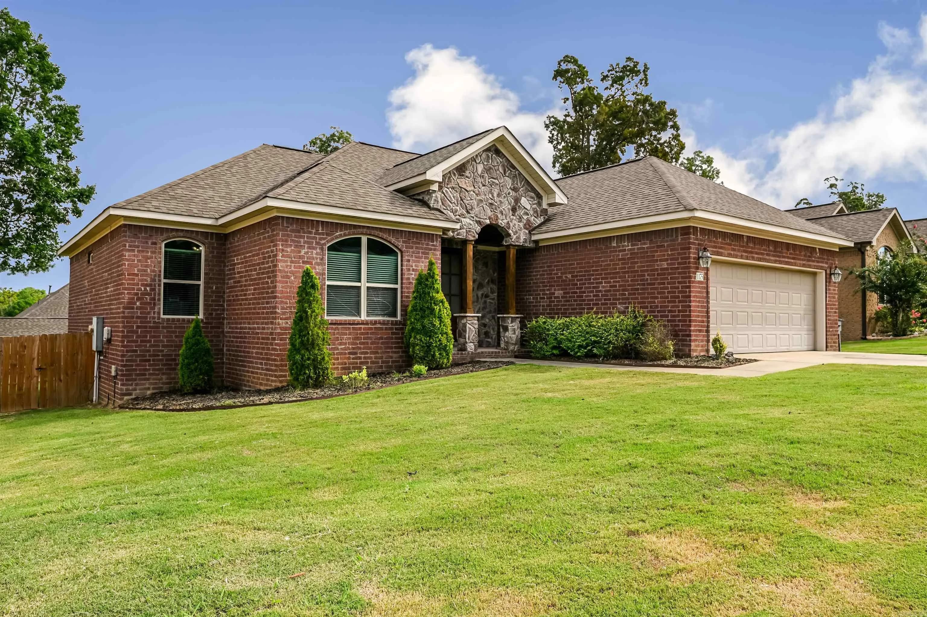 Property at 1175  Oak glenn loop - Image 1