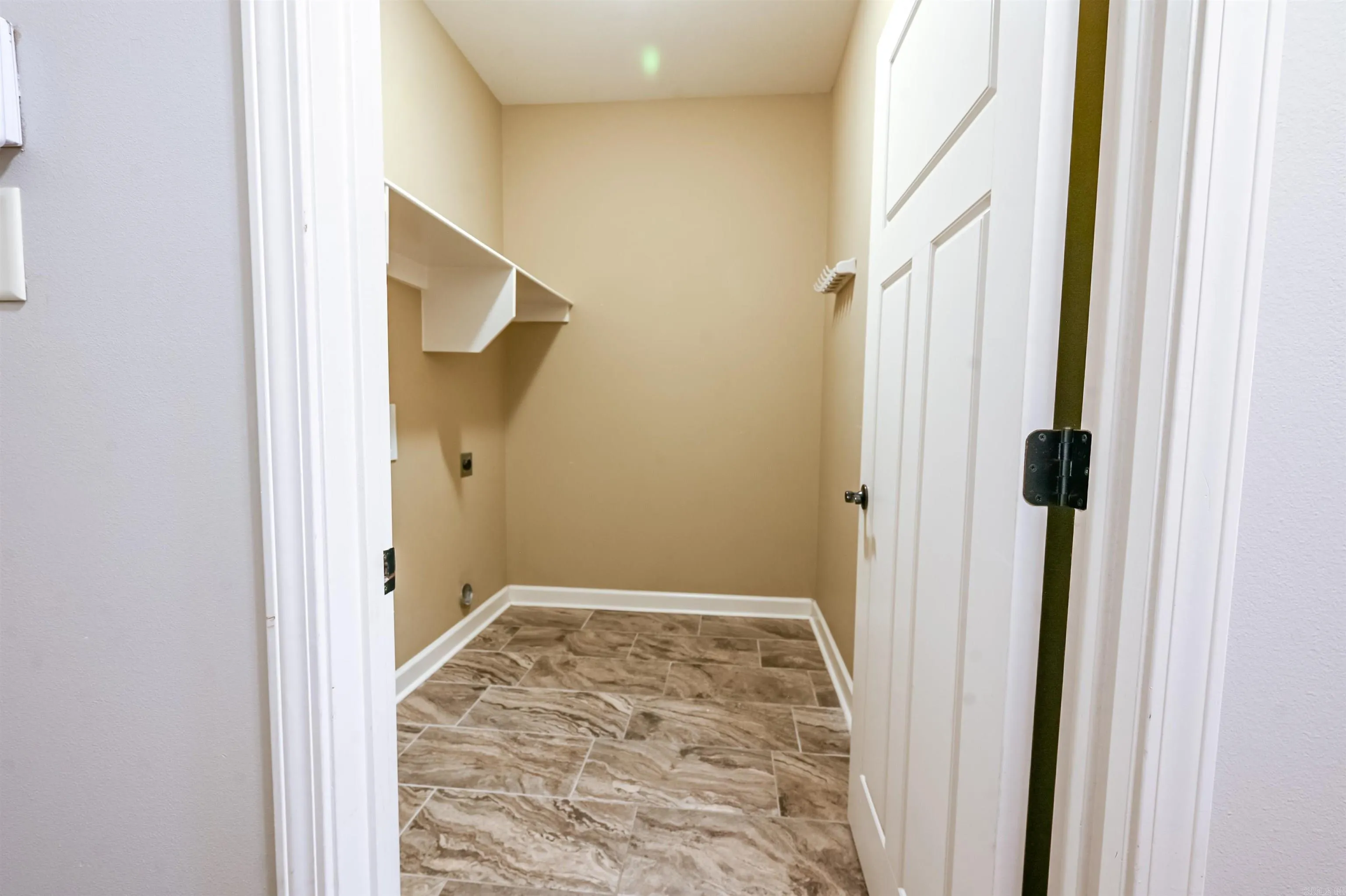 Property at 1175  Oak glenn loop - Image 13