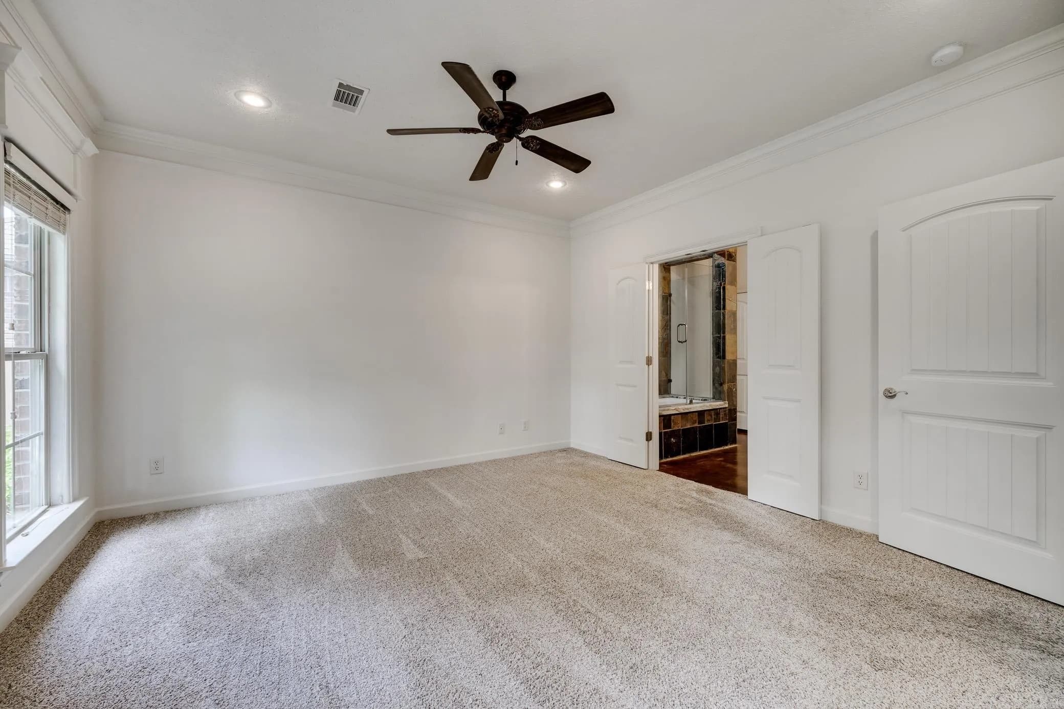Property at 1035  Calloway - Image 18