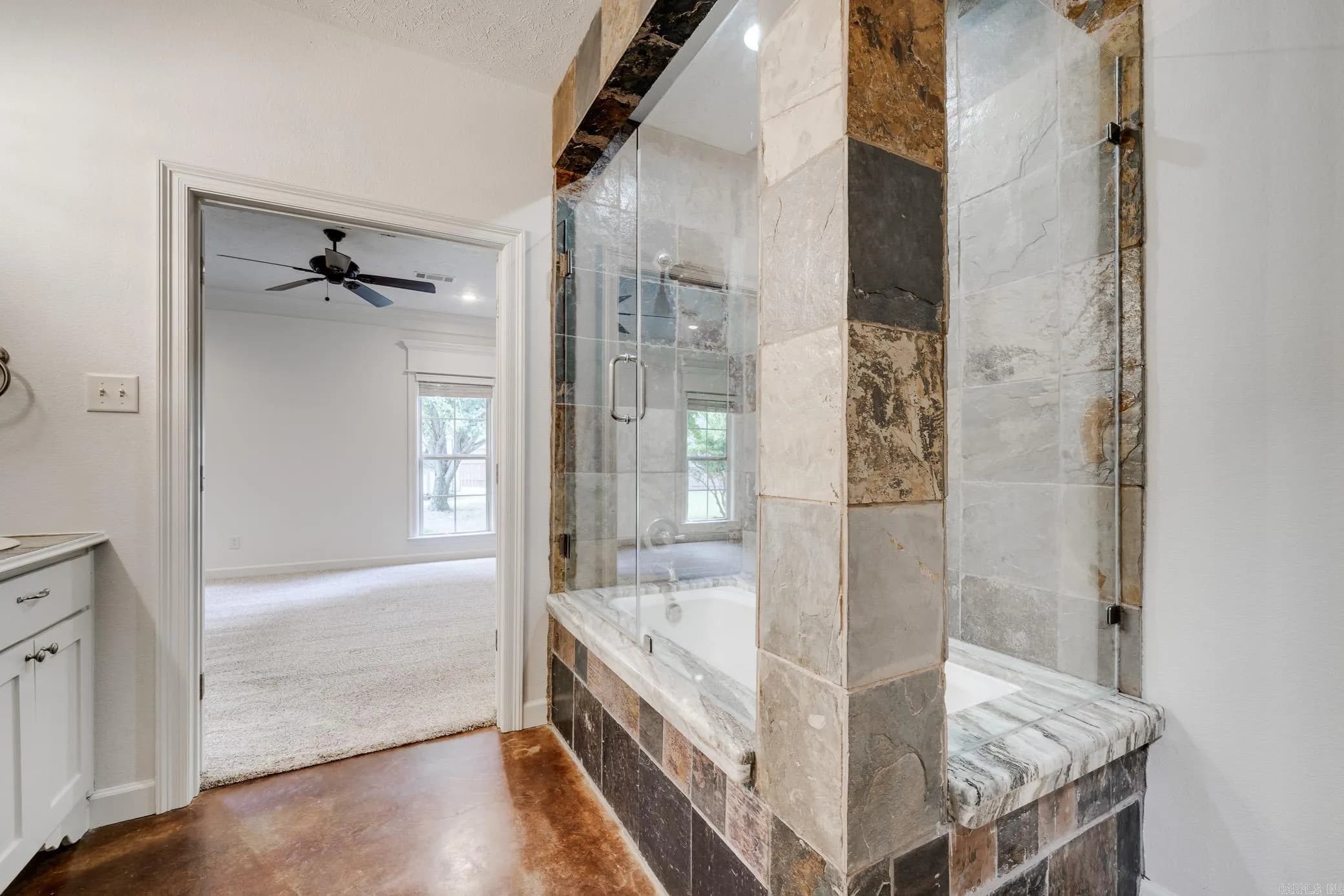 Property at 1035  Calloway - Image 20