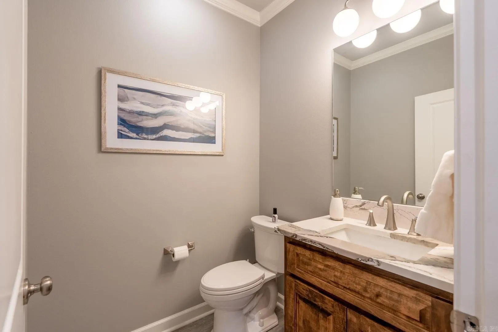 Property at 929  Overlook - Image 24