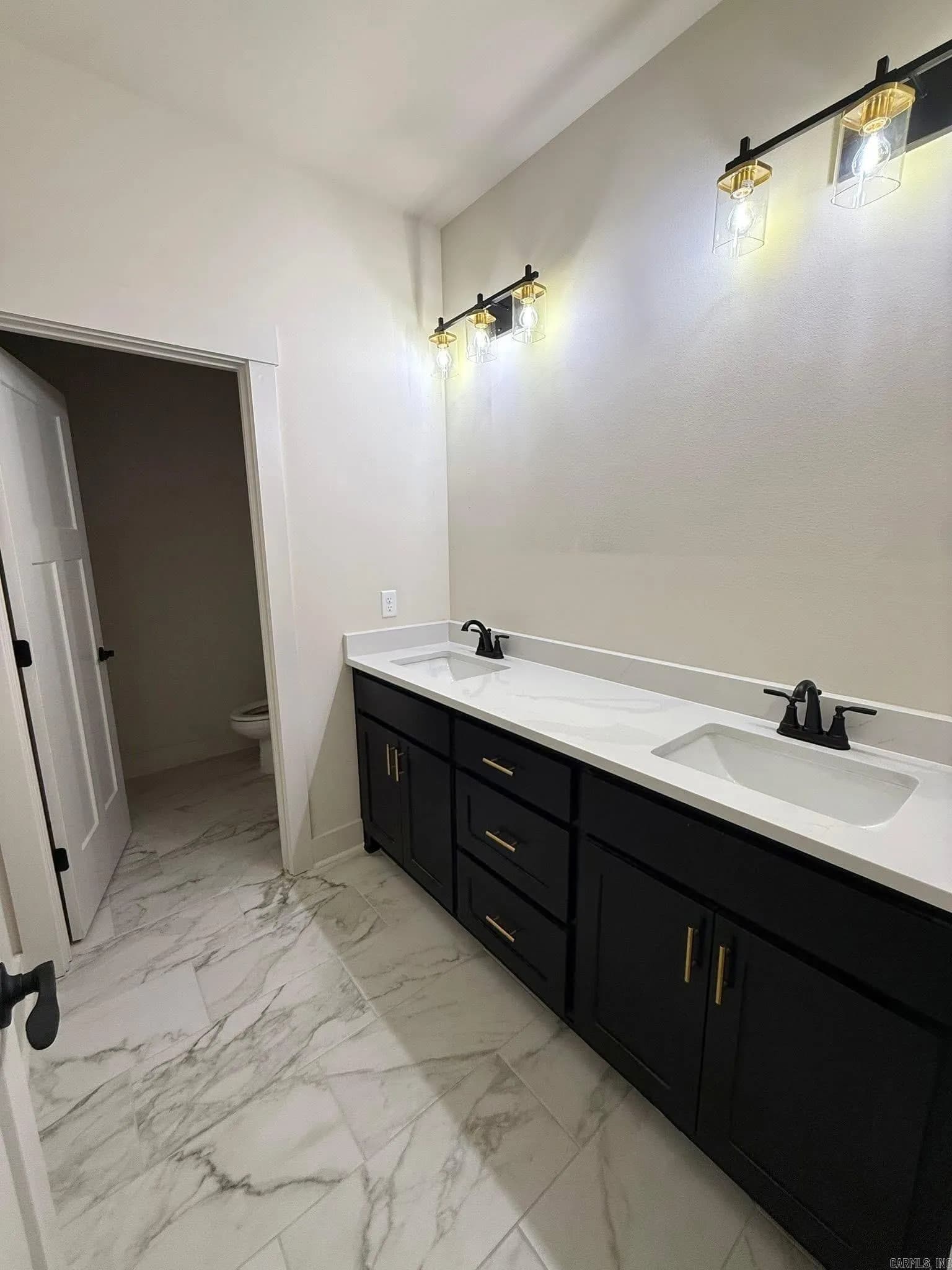 Property at 1076  Creekwood circle - Image 19