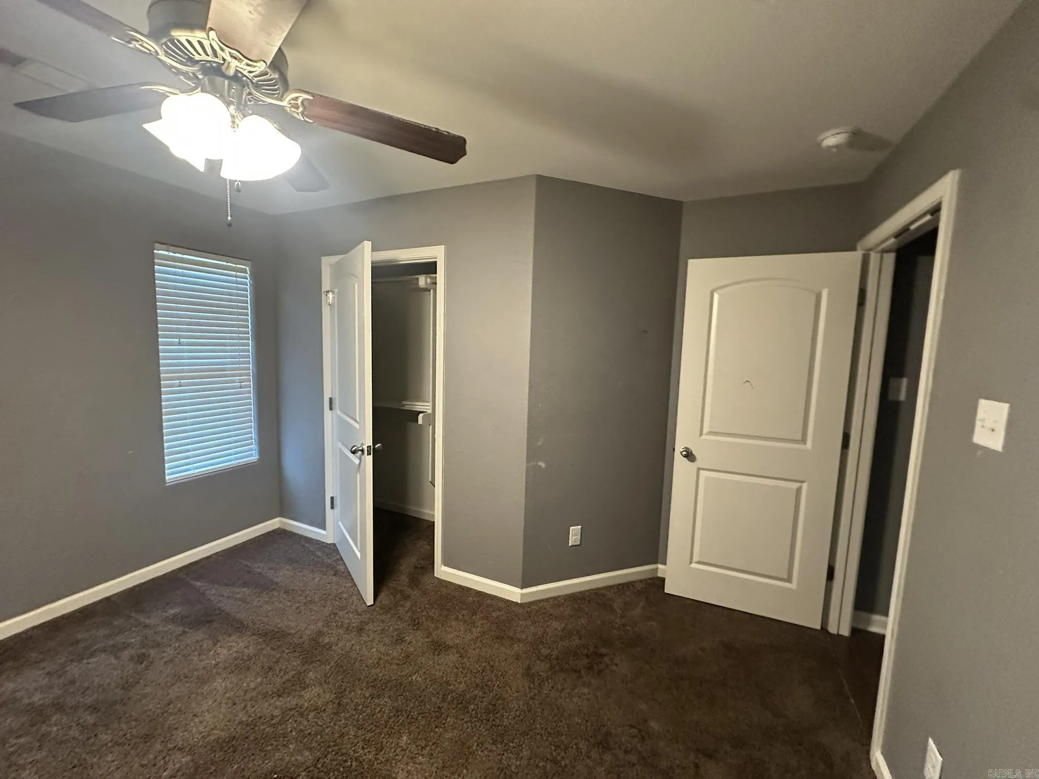 Property at 1210  Skyline - Image 28
