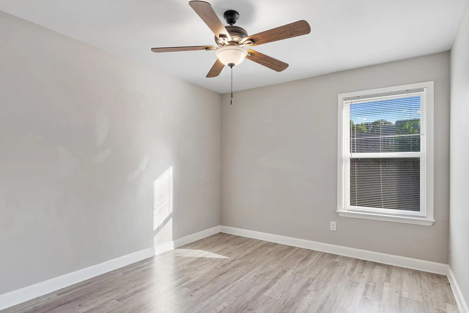 Property at 31  Woodhaven - Image 20