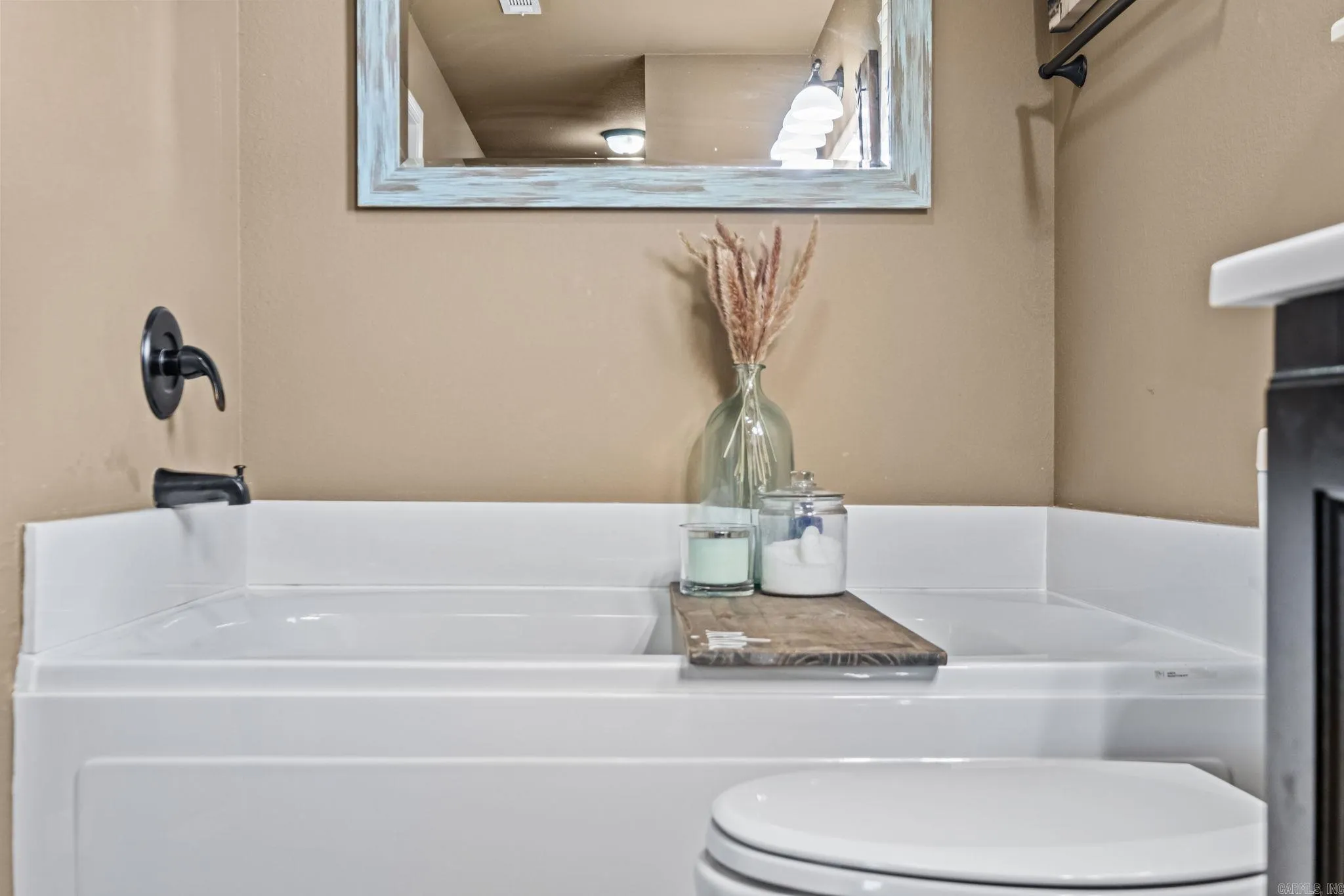 Property at 1115  Anemone - Image 12