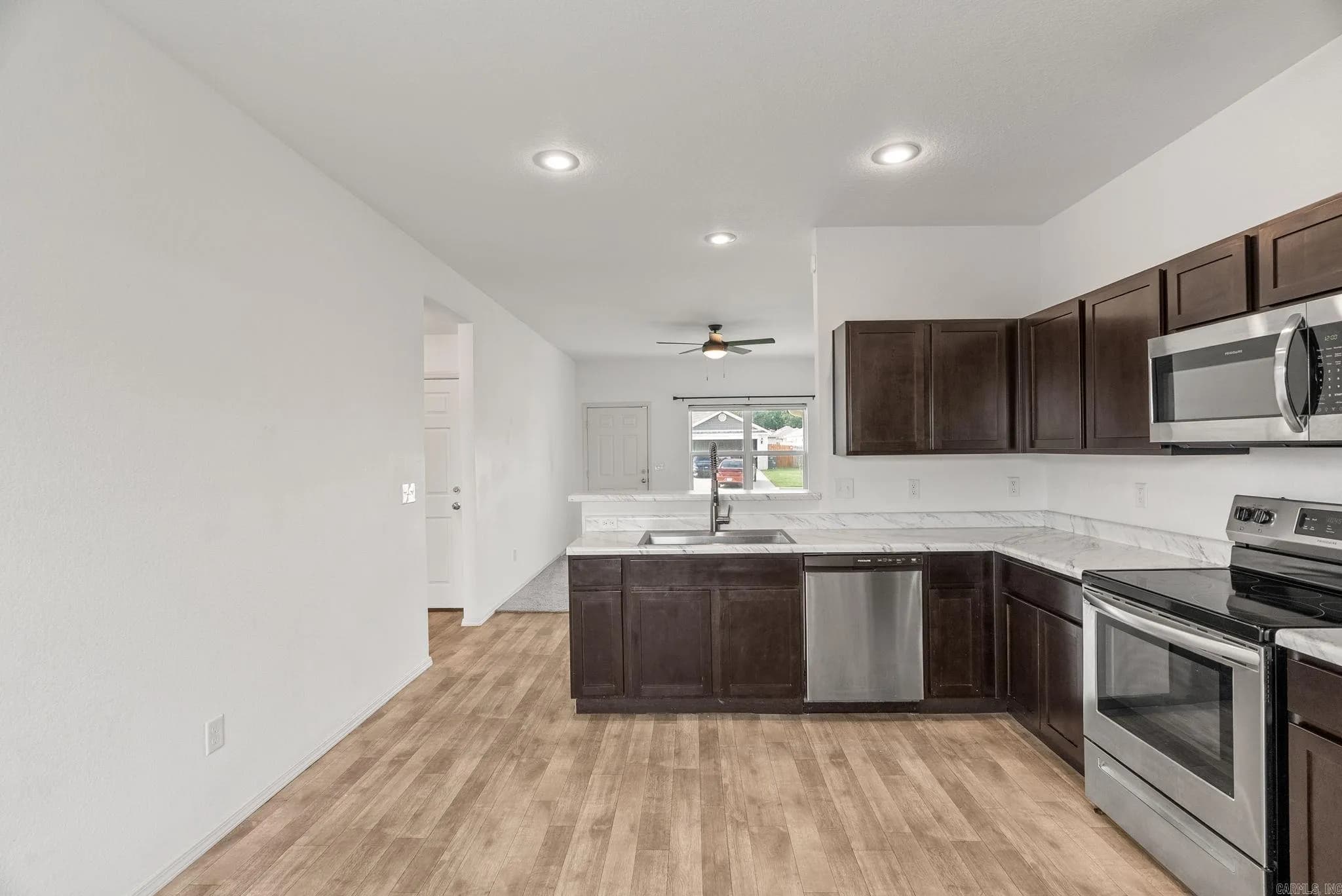 Property at 10313  Brandi kay - Image 16